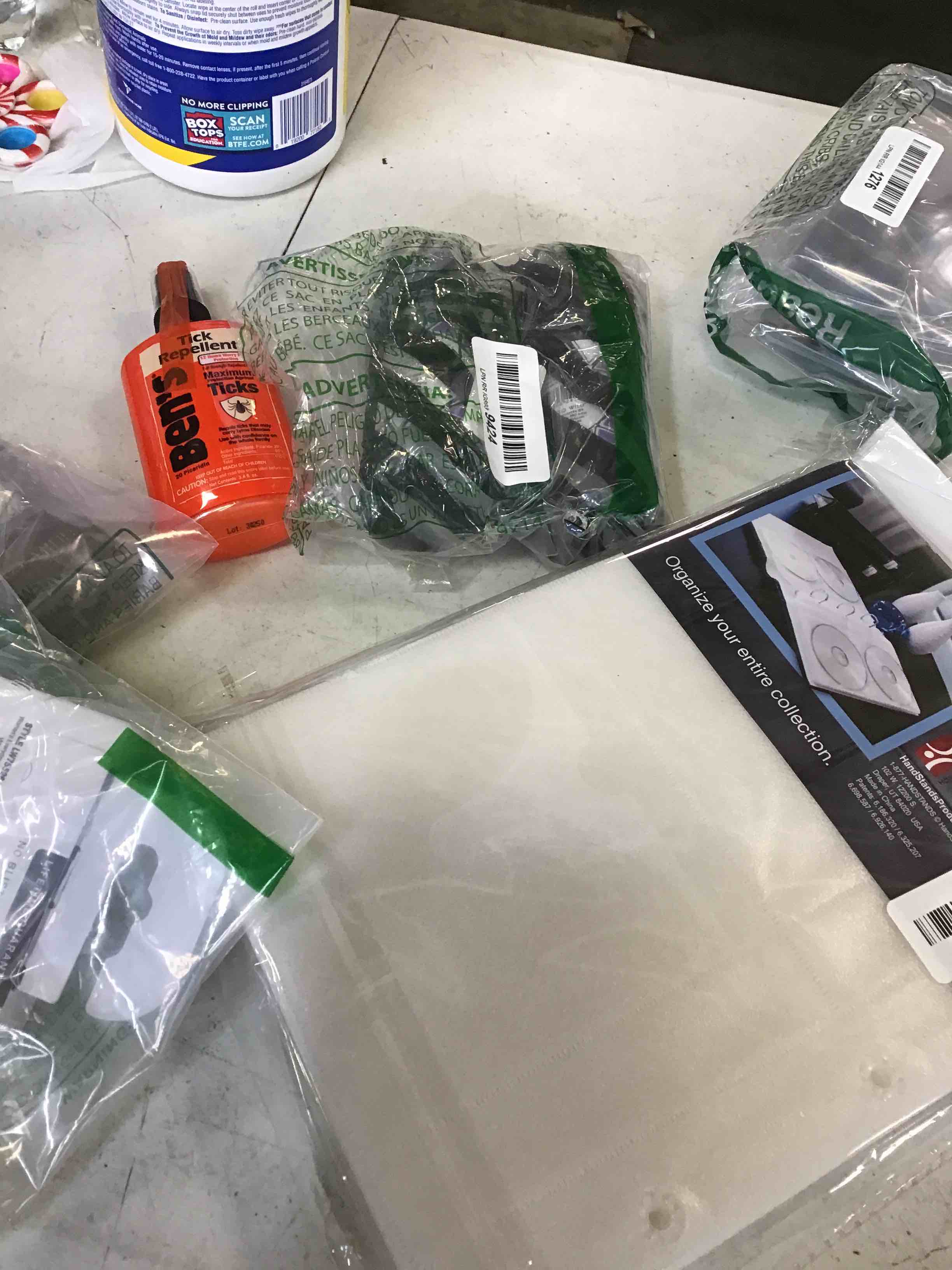 https://s3.amazonaws.com/lotting-images-prod/bidfta/YEL6275658_1714418718925.jpeg