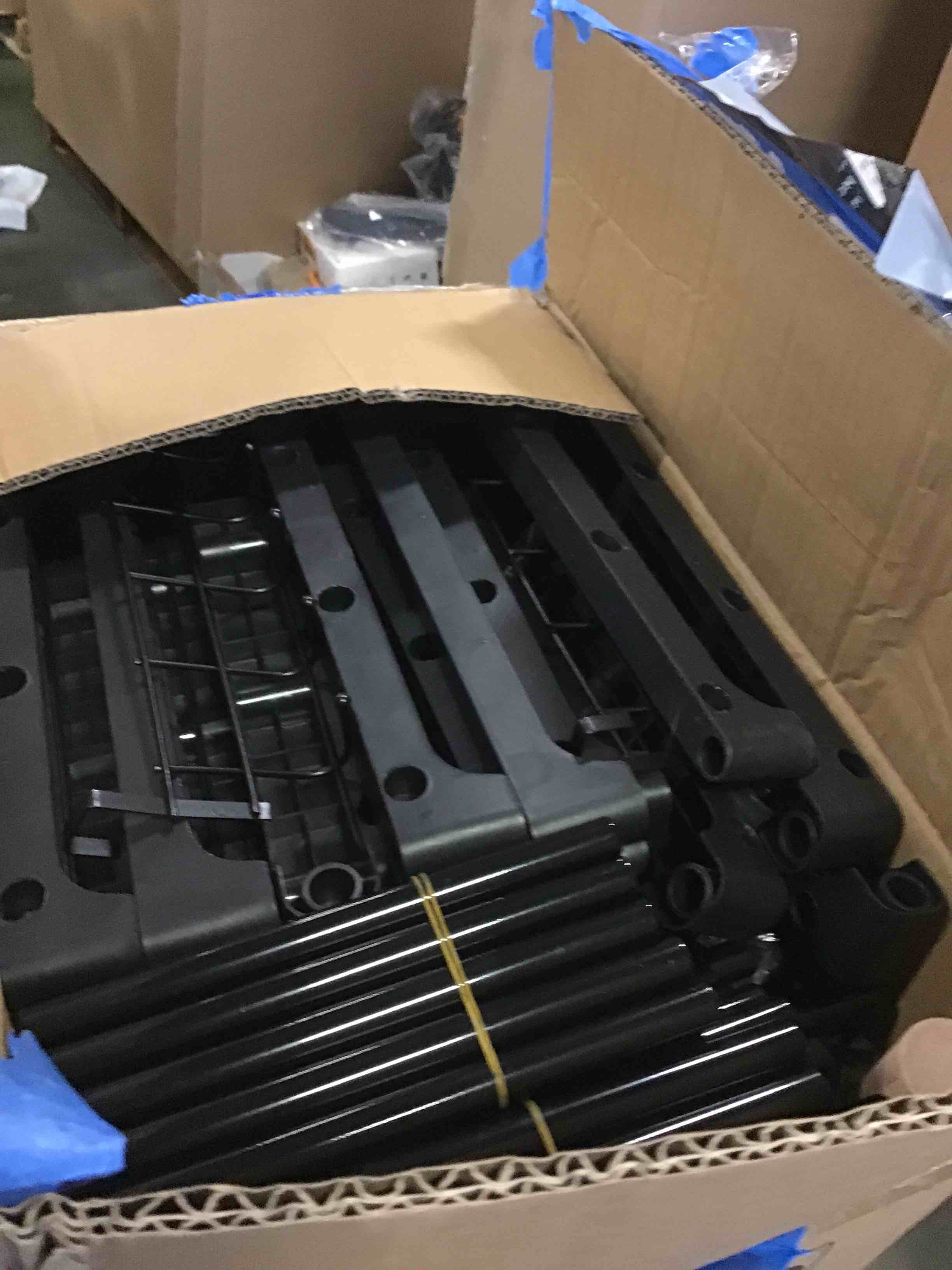 https://s3.amazonaws.com/lotting-images-prod/bidfta/YEL6275715_1714481586799.jpeg