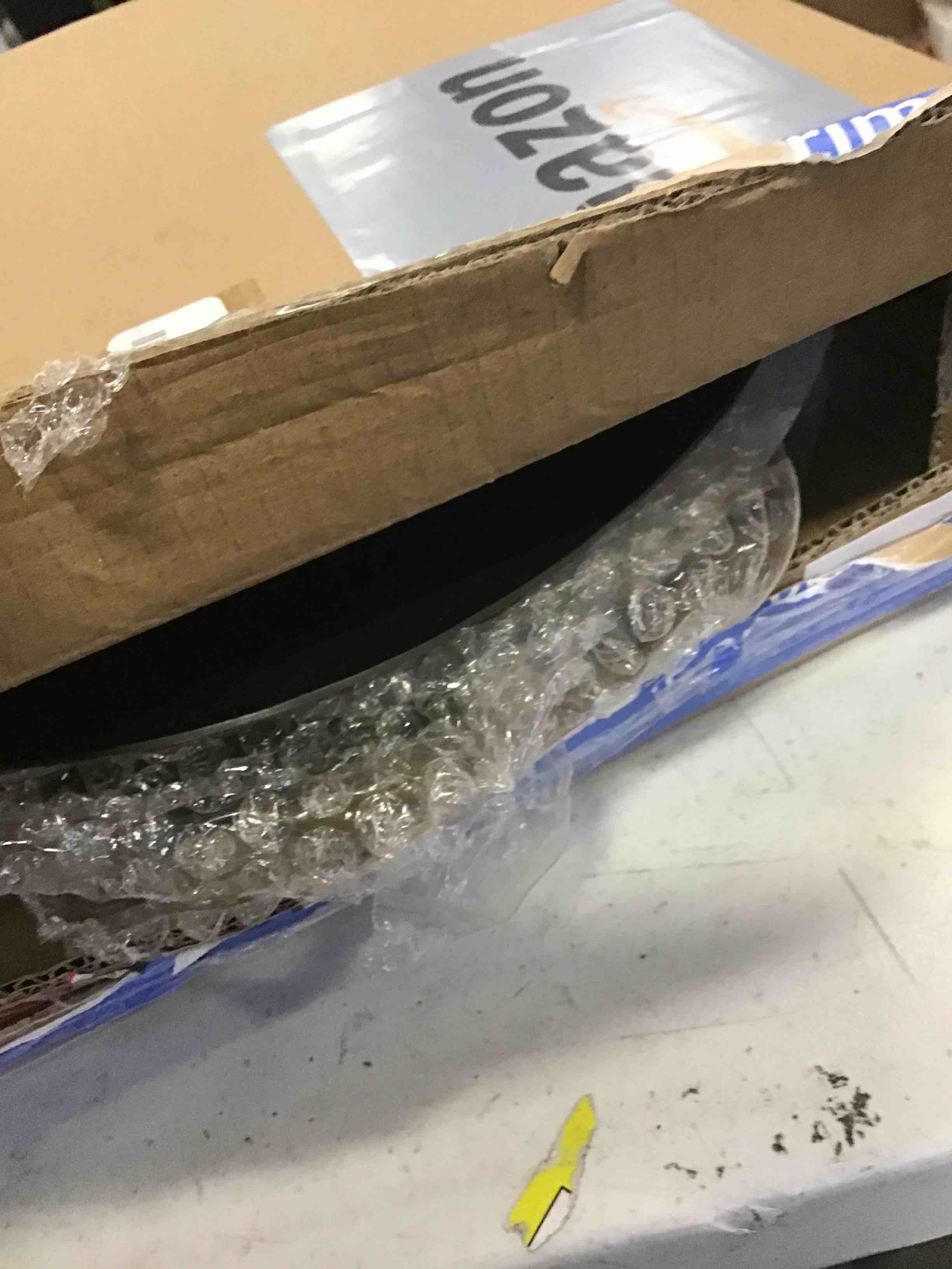 https://s3.amazonaws.com/lotting-images-prod/bidfta/YEL6275720_1714482042551.jpeg