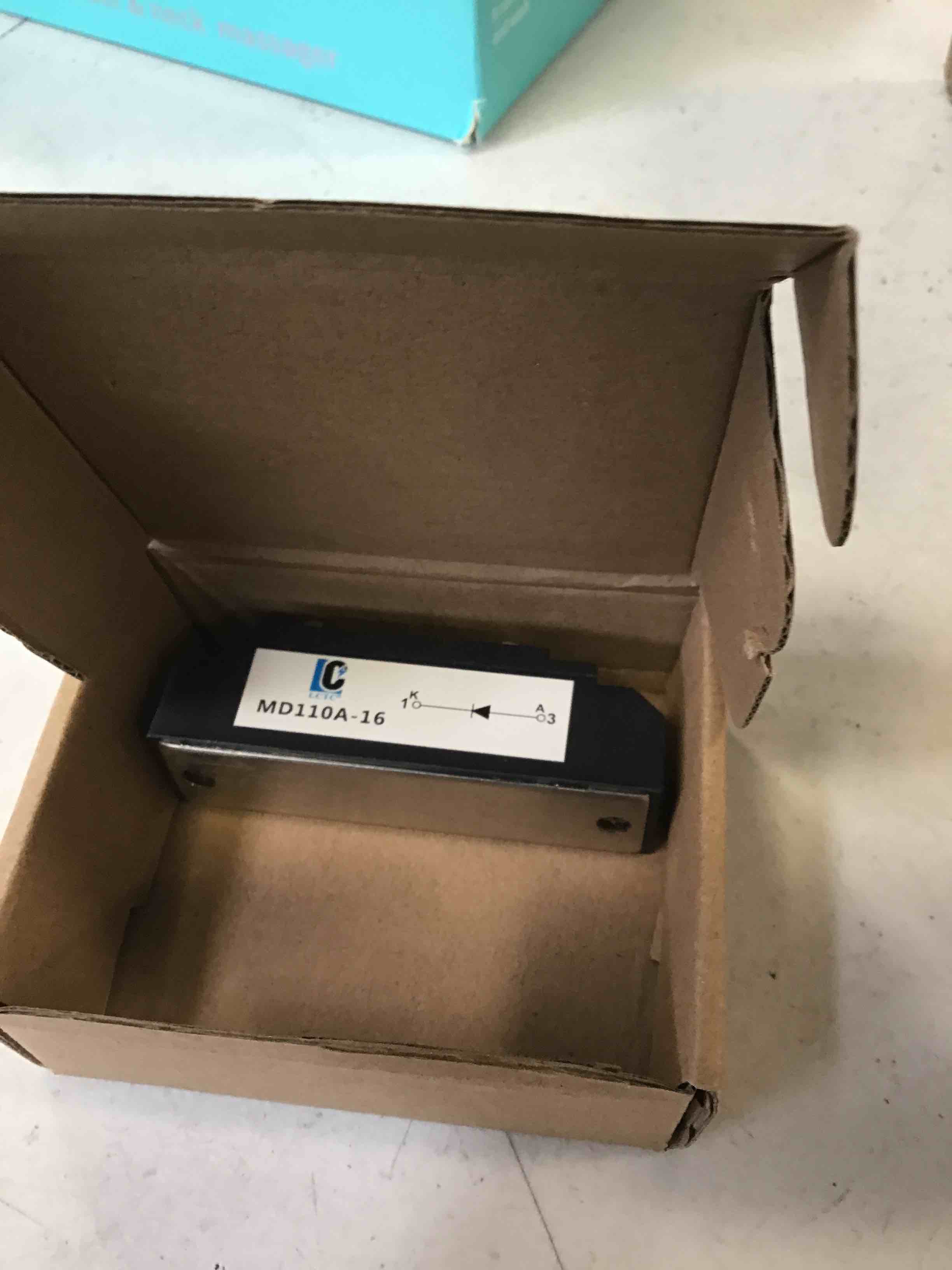 https://s3.amazonaws.com/lotting-images-prod/bidfta/YEL6275784_1714490399013.jpeg