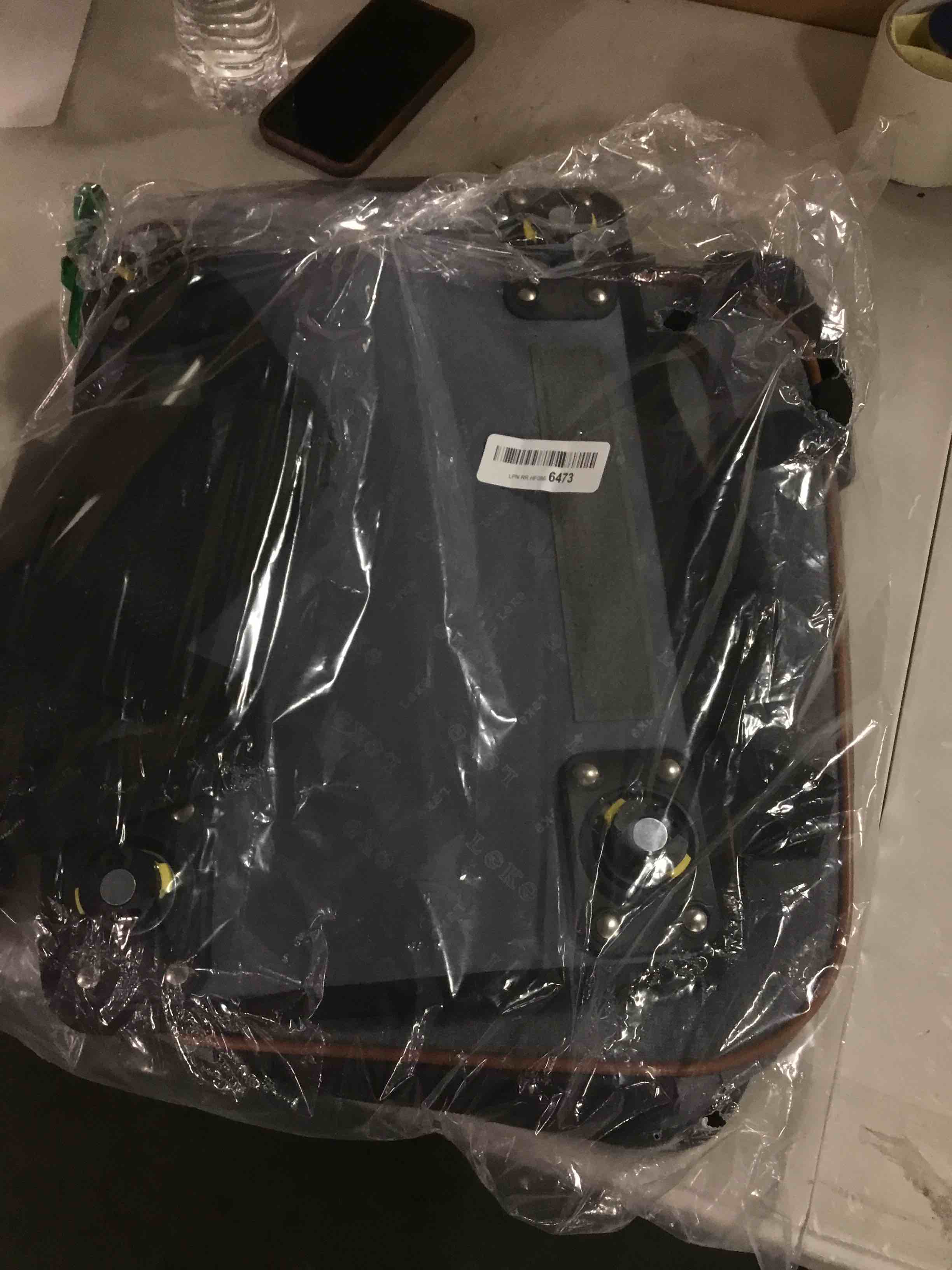 https://s3.amazonaws.com/lotting-images-prod/bidfta/YEL6276465_1714049126486.jpeg