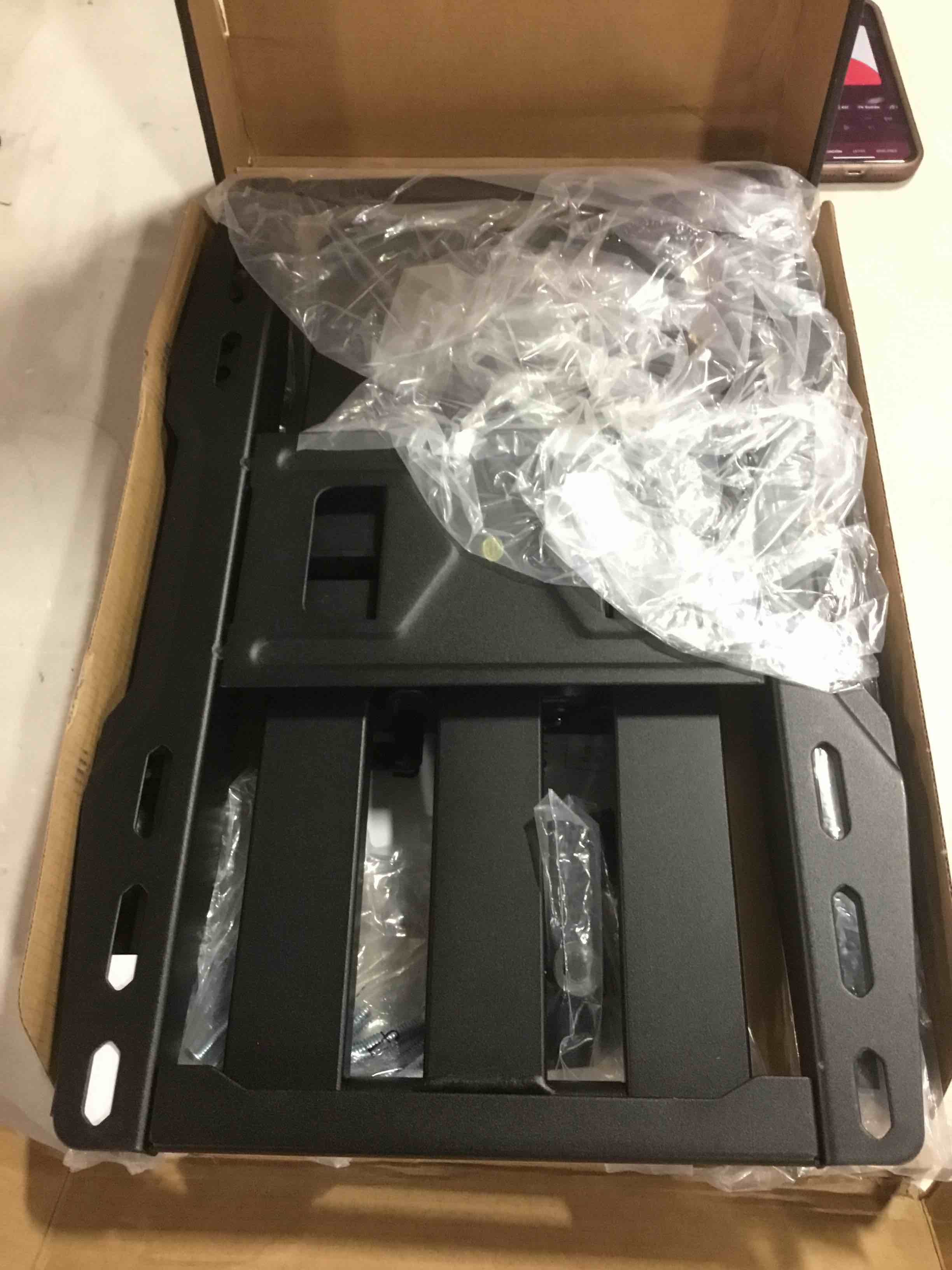 https://s3.amazonaws.com/lotting-images-prod/bidfta/YEL6276555_1714057720815.jpeg