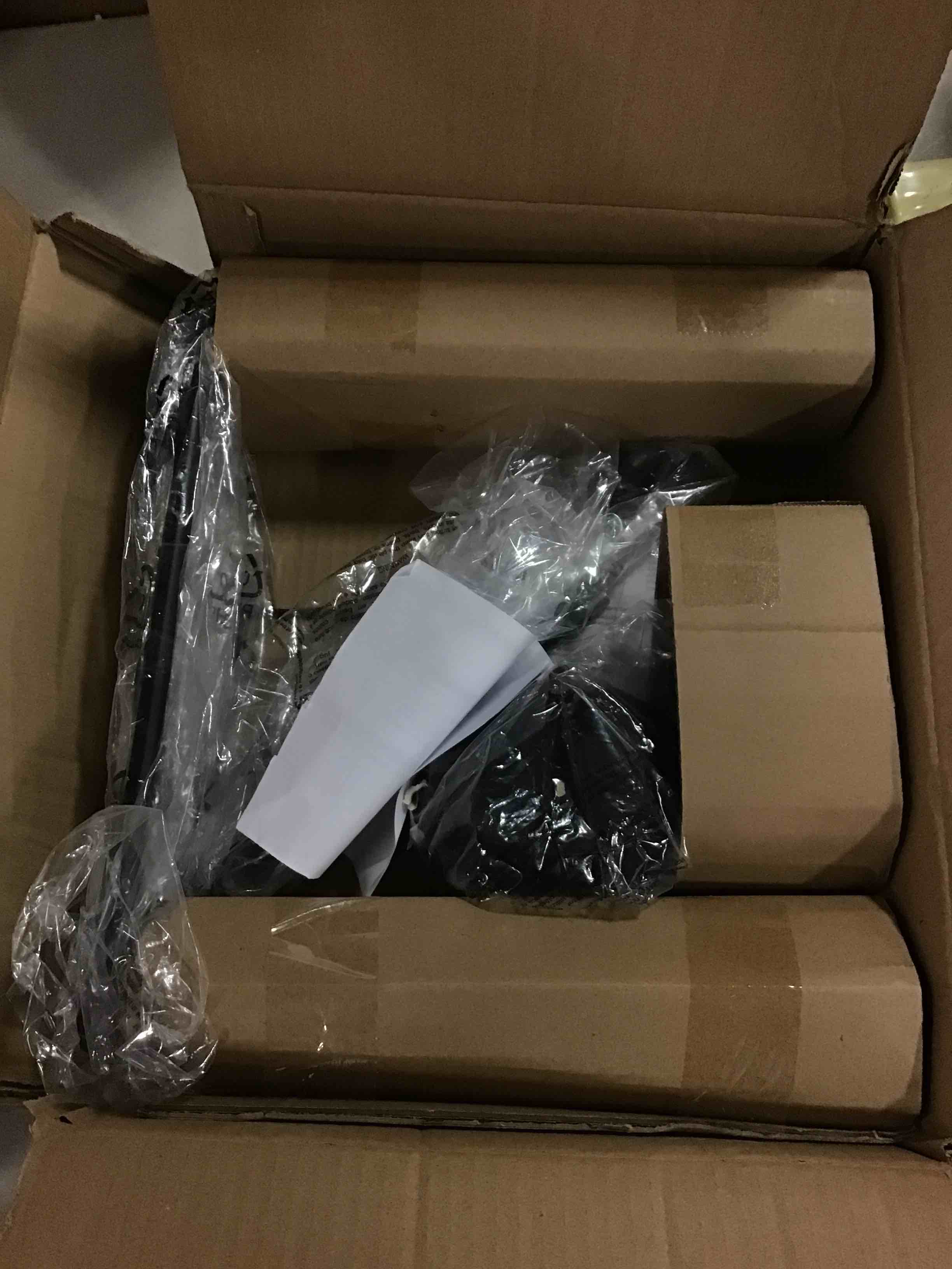 https://s3.amazonaws.com/lotting-images-prod/bidfta/YEL6277337_1714743182422.jpeg
