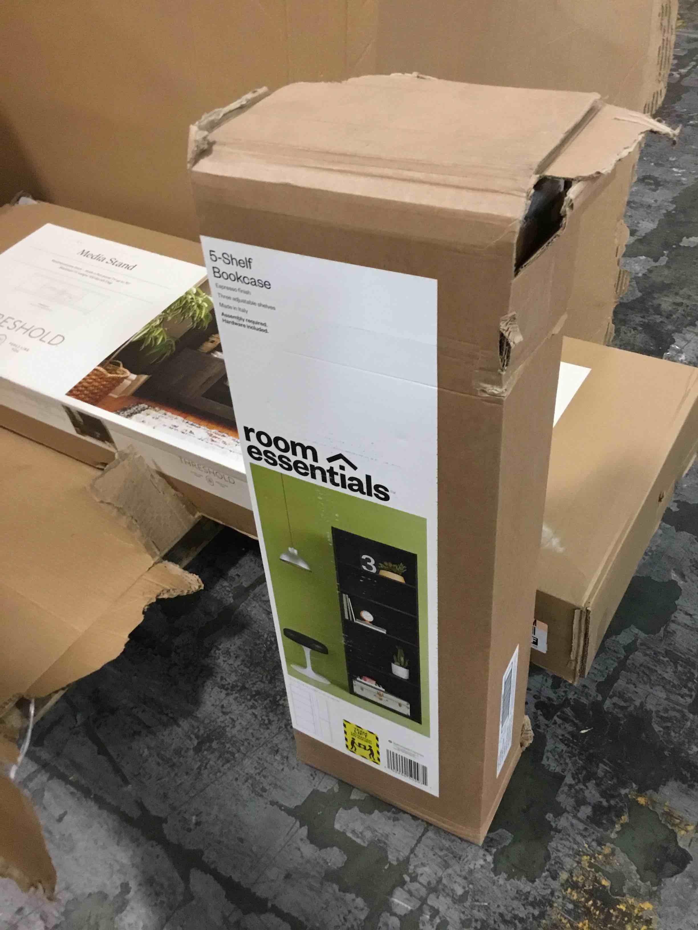 https://s3.amazonaws.com/lotting-images-prod/bidfta/YEL6279731_1717702583785.jpeg