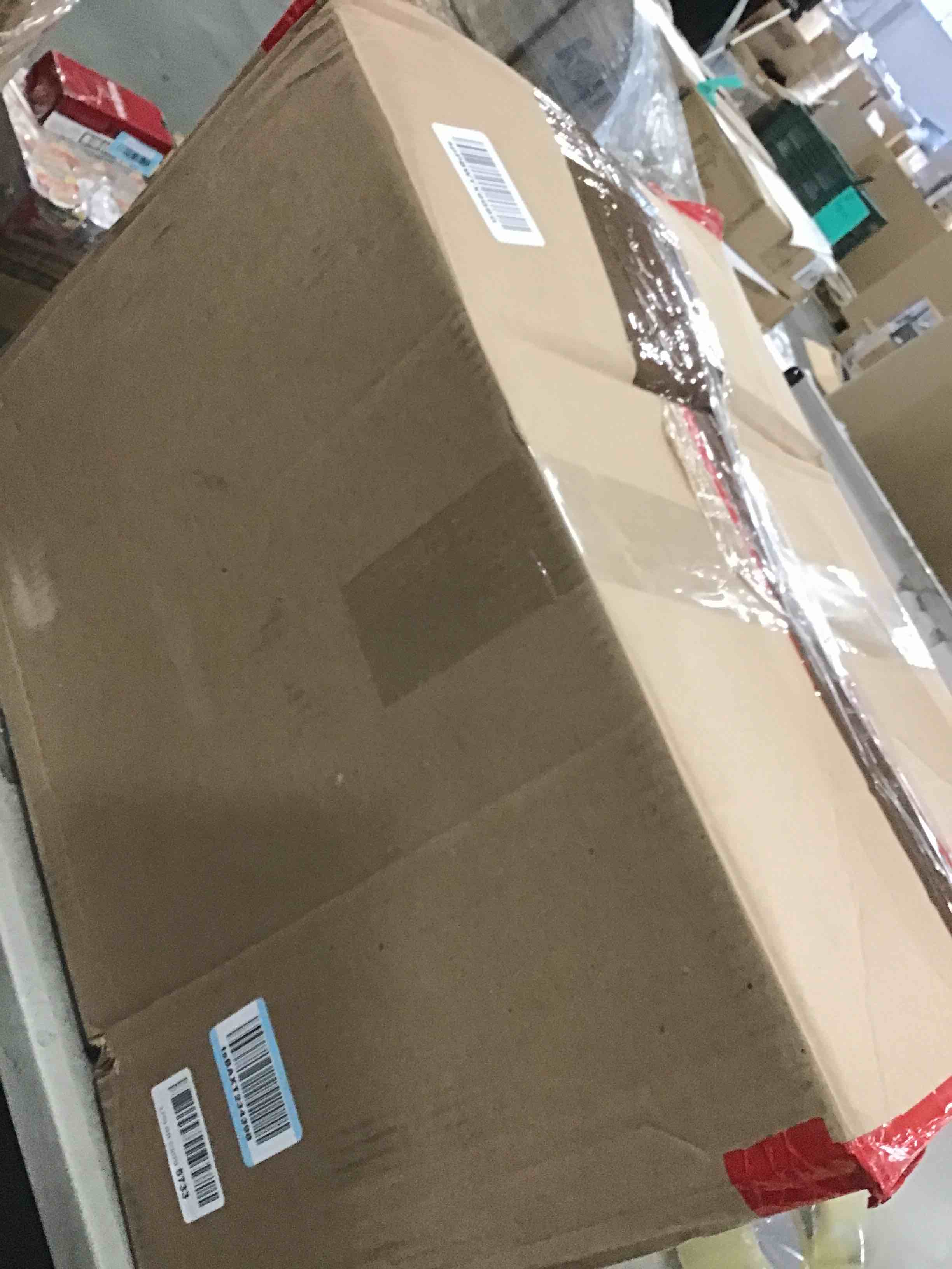 https://s3.amazonaws.com/lotting-images-prod/bidfta/YEL6281103_1713959731850.jpeg