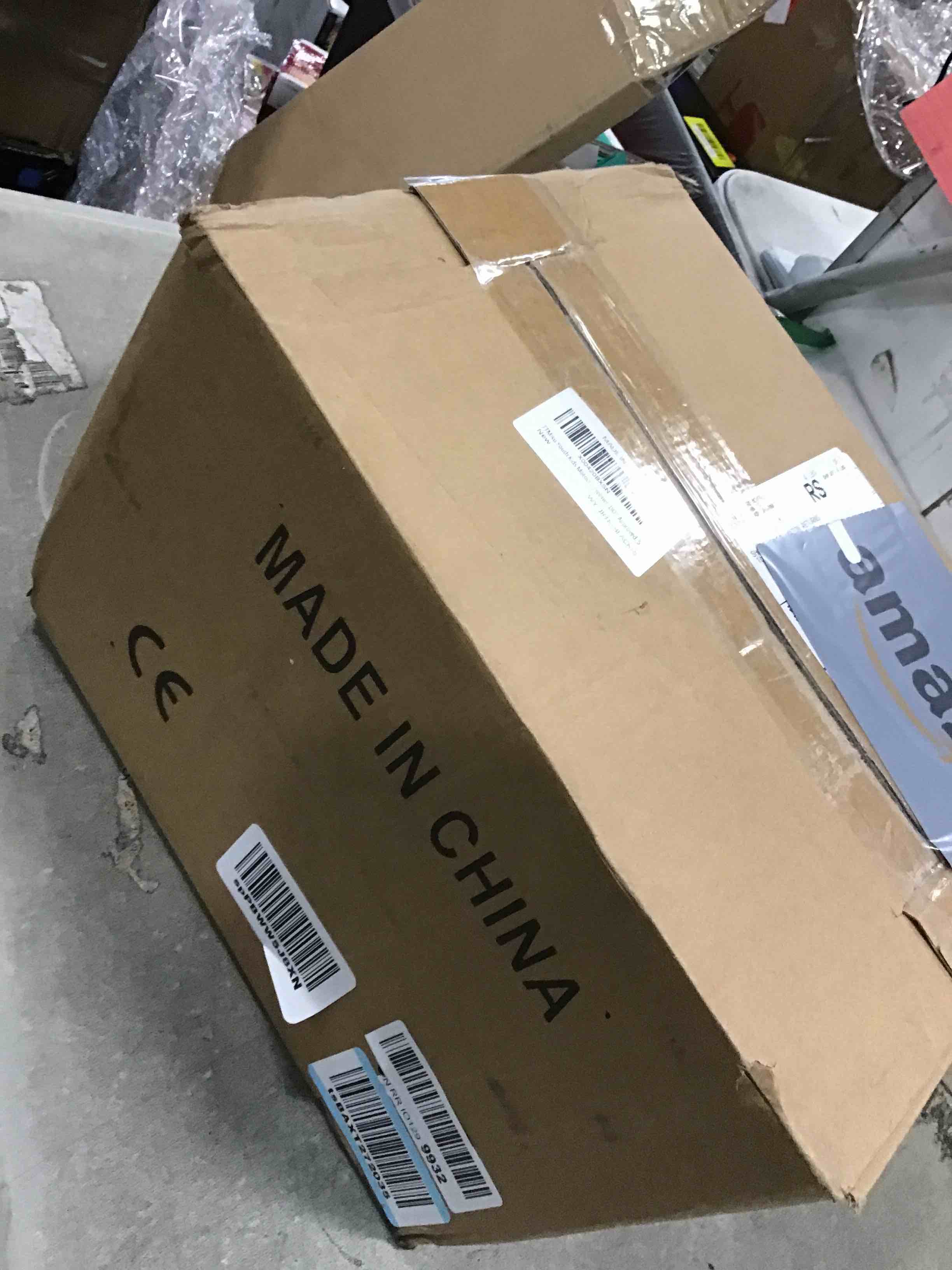 https://s3.amazonaws.com/lotting-images-prod/bidfta/YEL6281175_1713964885933.jpeg