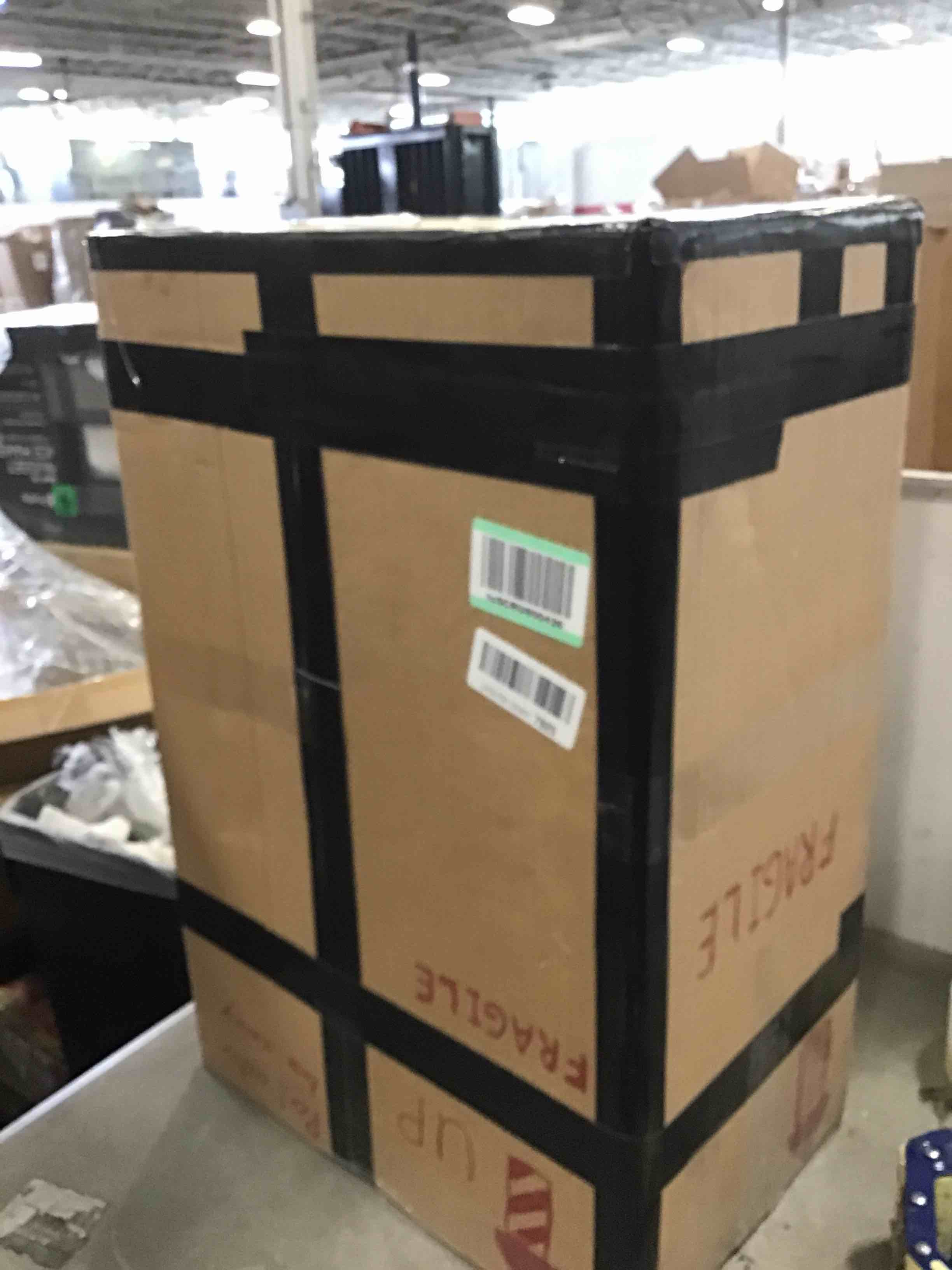 https://s3.amazonaws.com/lotting-images-prod/bidfta/YEL6281332_1713980243971.jpeg
