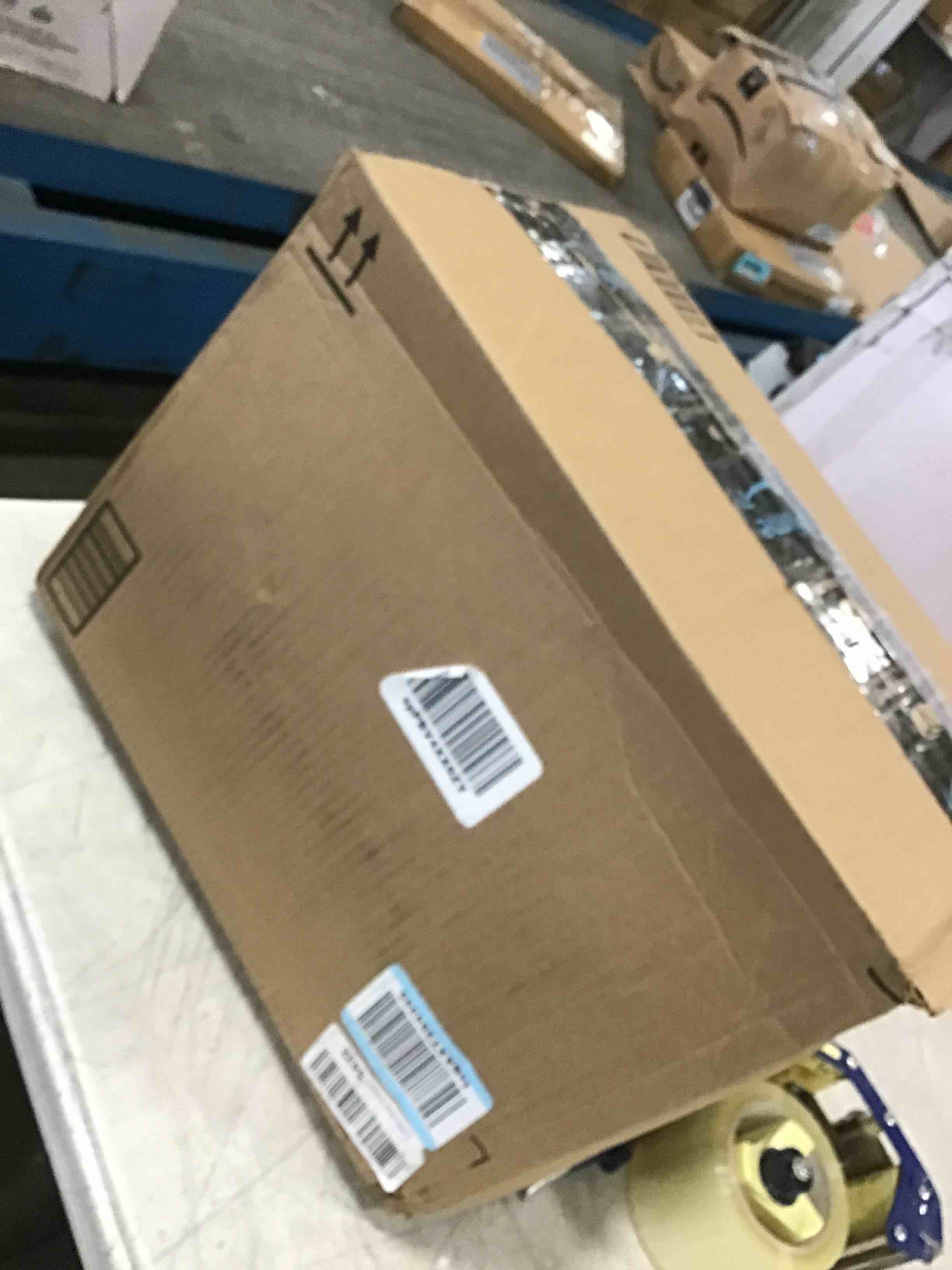 https://s3.amazonaws.com/lotting-images-prod/bidfta/YEL6281504_1714050035003.jpeg