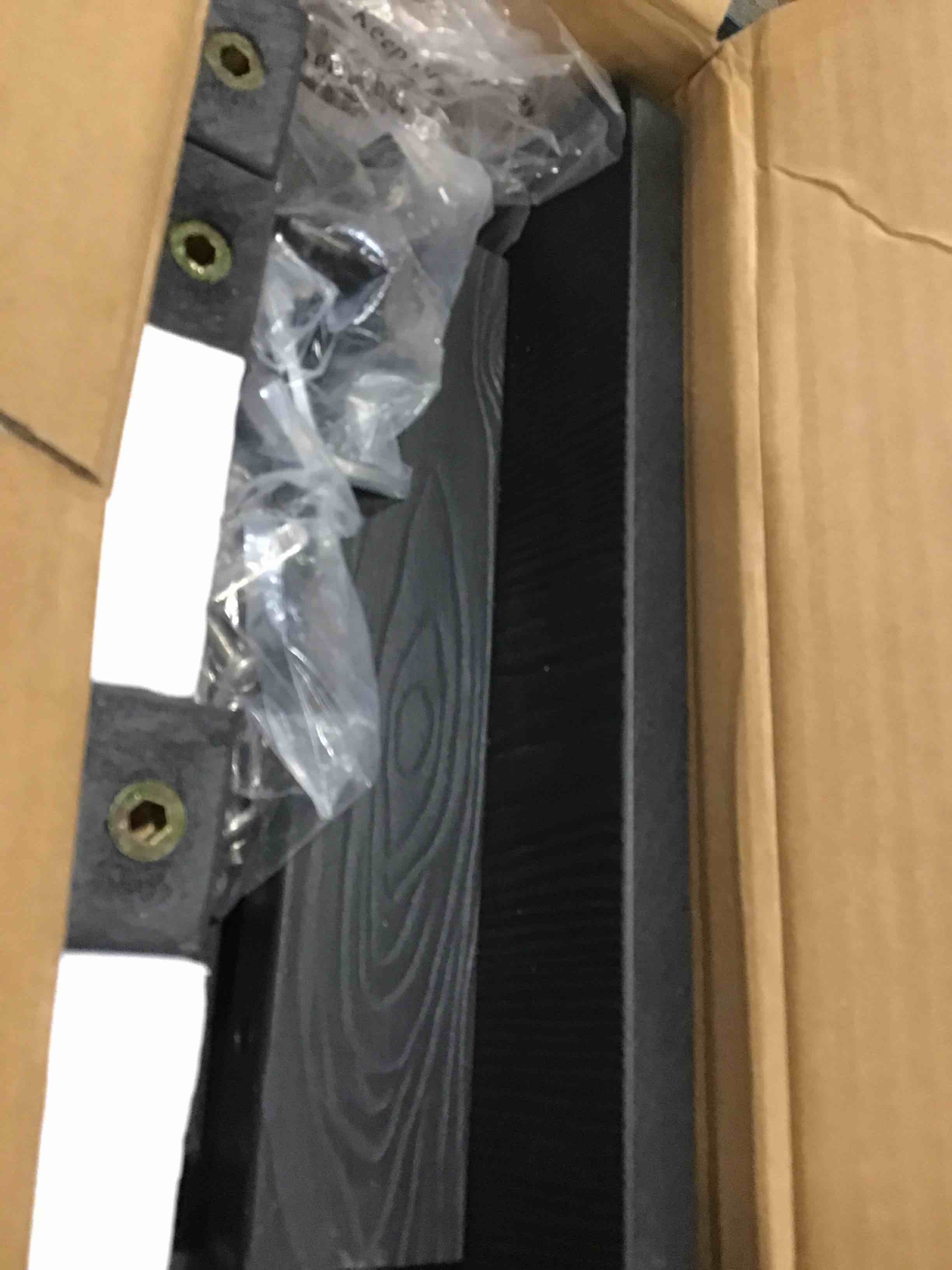 https://s3.amazonaws.com/lotting-images-prod/bidfta/YEL6281697_1714068447389.jpeg