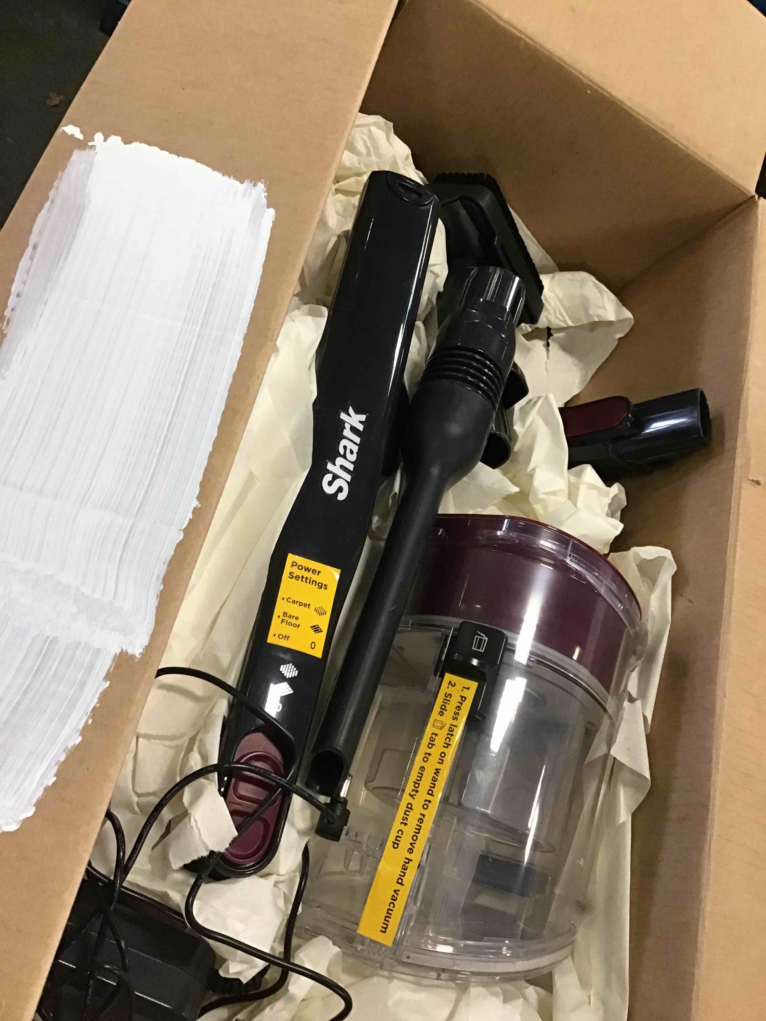 https://s3.amazonaws.com/lotting-images-prod/bidfta/YEL6281867_1714142269528.jpeg