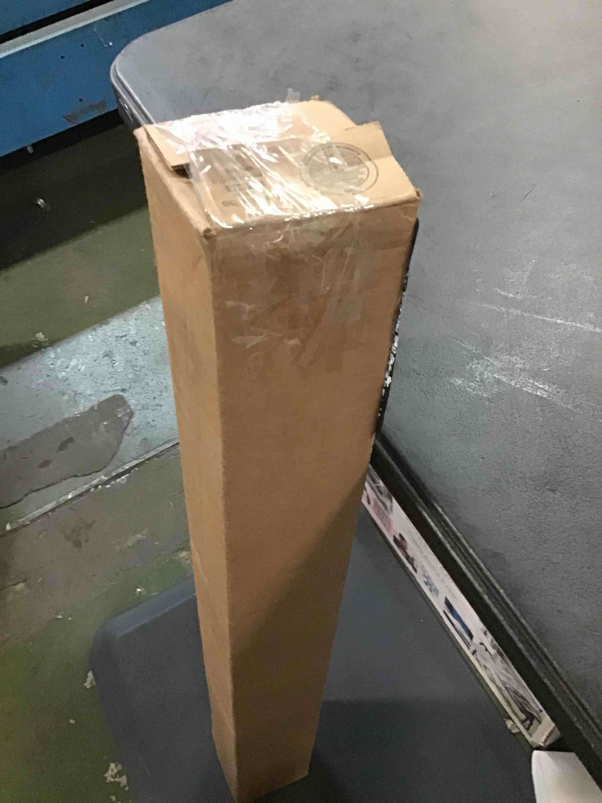 https://s3.amazonaws.com/lotting-images-prod/bidfta/YEL6282980_1714393694191.jpeg
