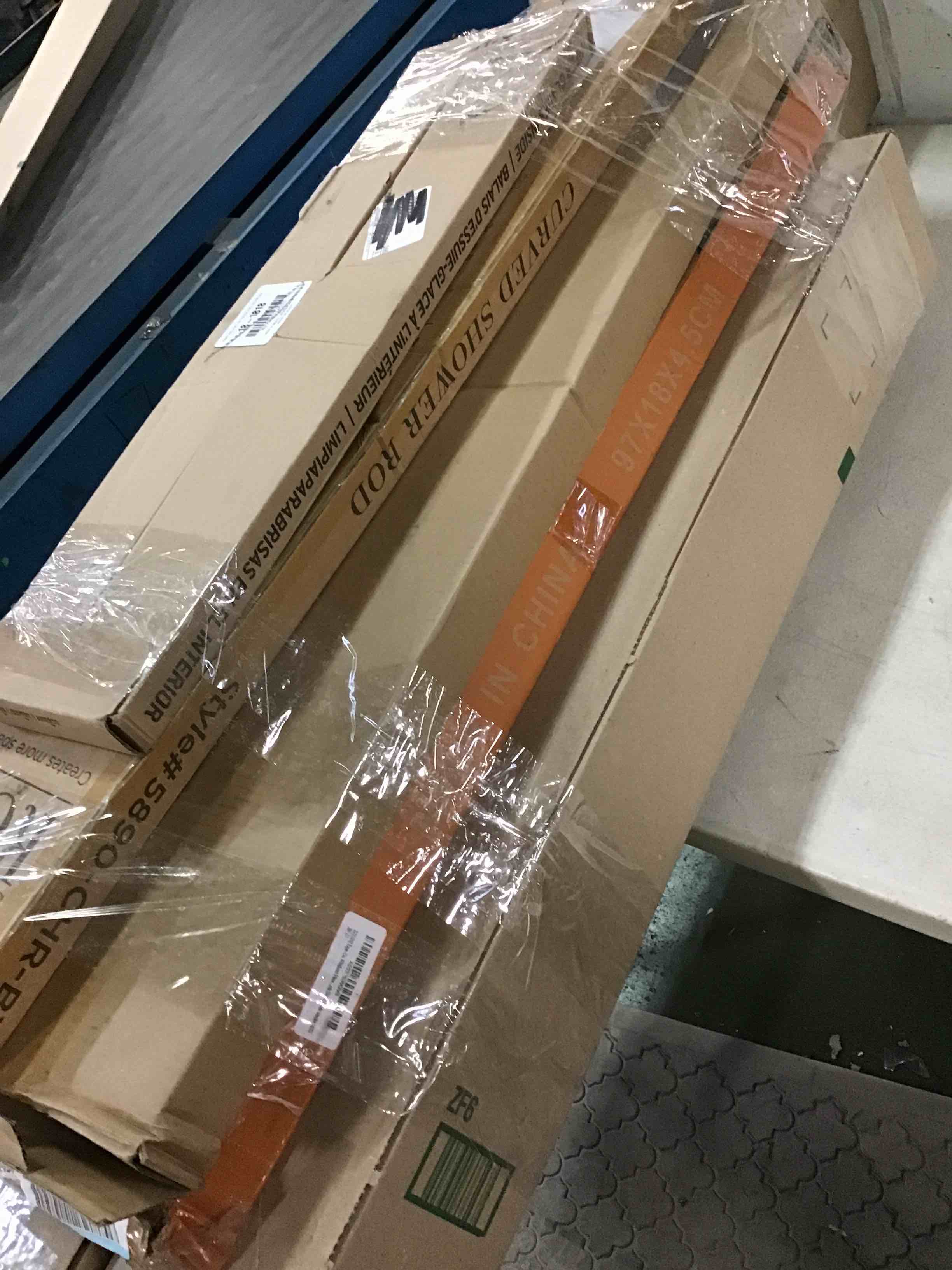 https://s3.amazonaws.com/lotting-images-prod/bidfta/YEL6283269_1714480786963.jpeg