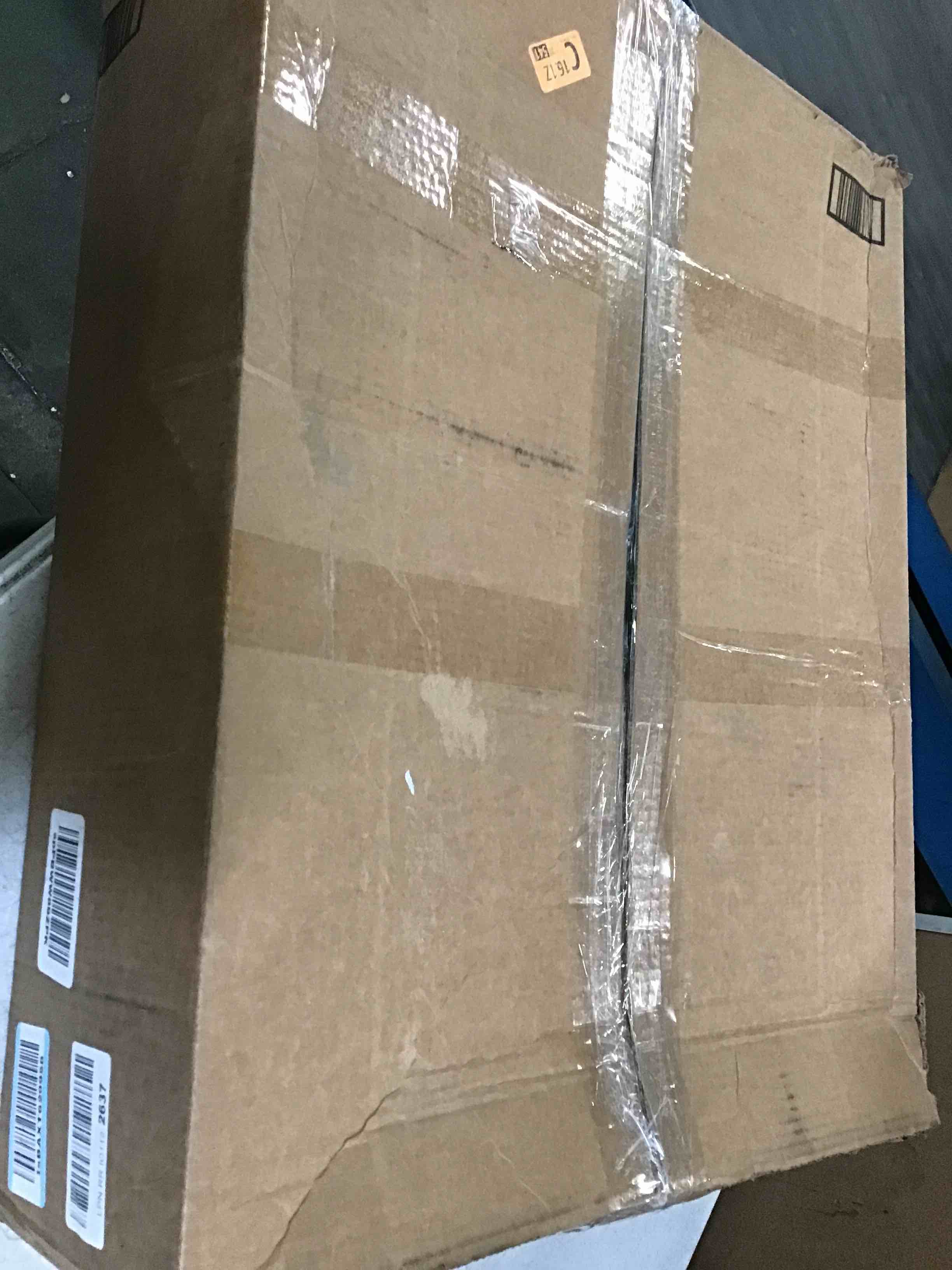 https://s3.amazonaws.com/lotting-images-prod/bidfta/YEL6283896_1714660539042.jpeg