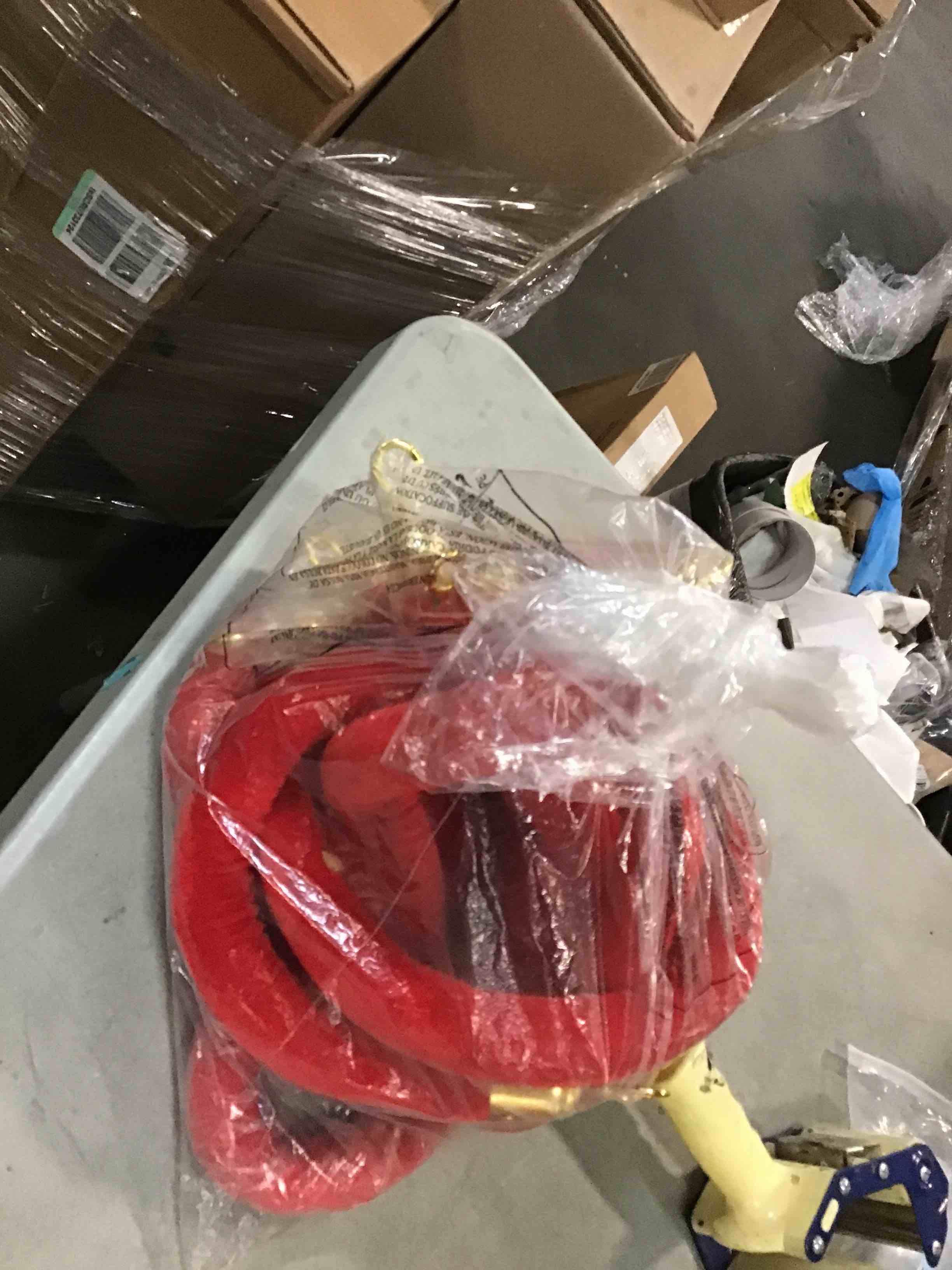 https://s3.amazonaws.com/lotting-images-prod/bidfta/YEL6284320_1712248580945.jpeg