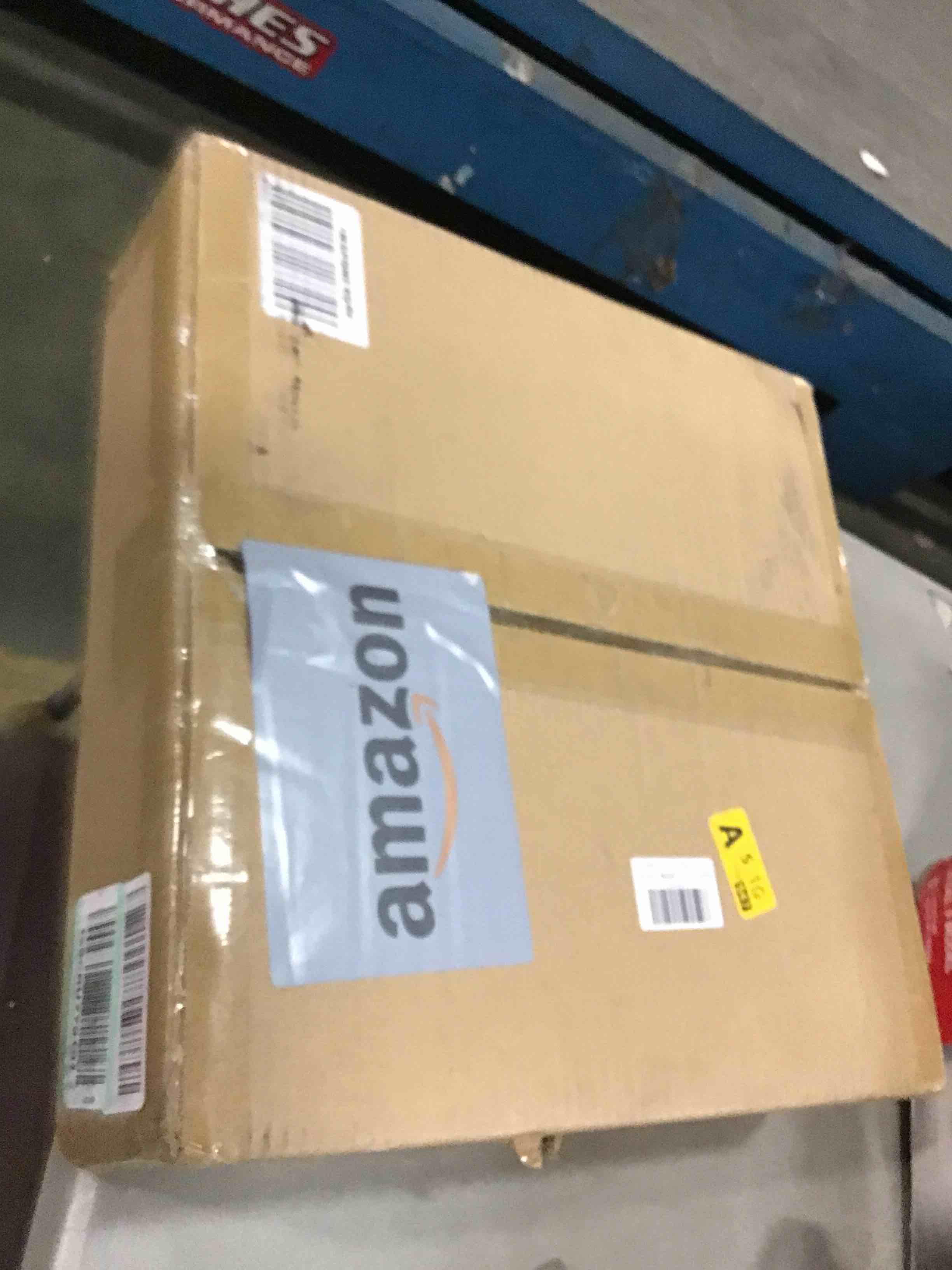 https://s3.amazonaws.com/lotting-images-prod/bidfta/YEL6284517_1712319028052.jpeg