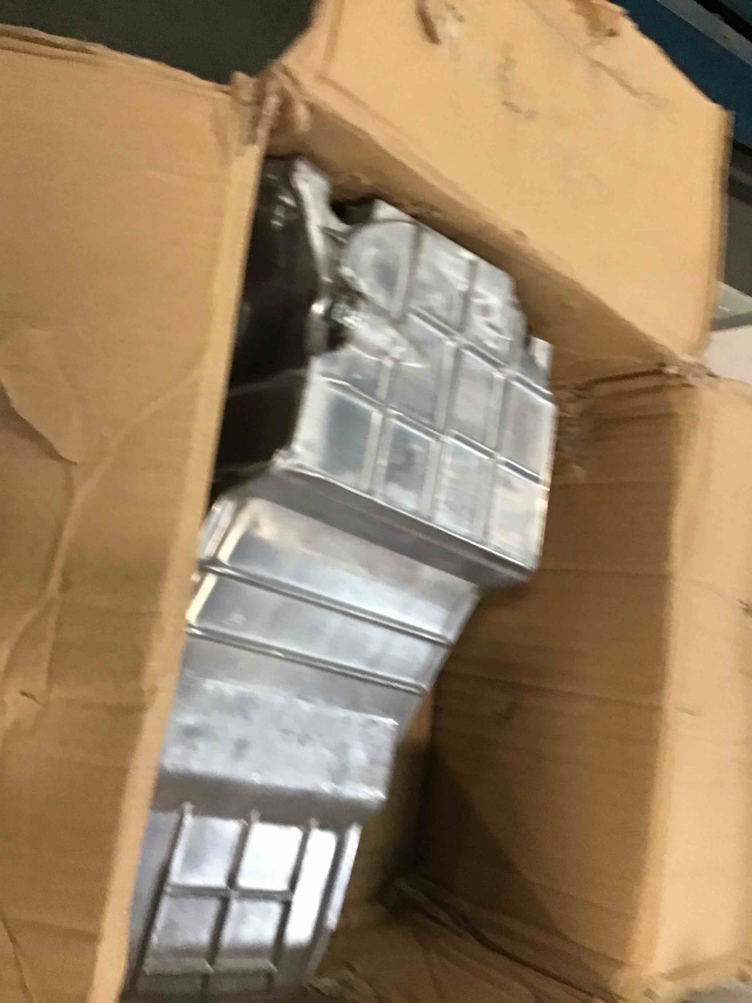 https://s3.amazonaws.com/lotting-images-prod/bidfta/YEL6284727_1712337326036.jpeg