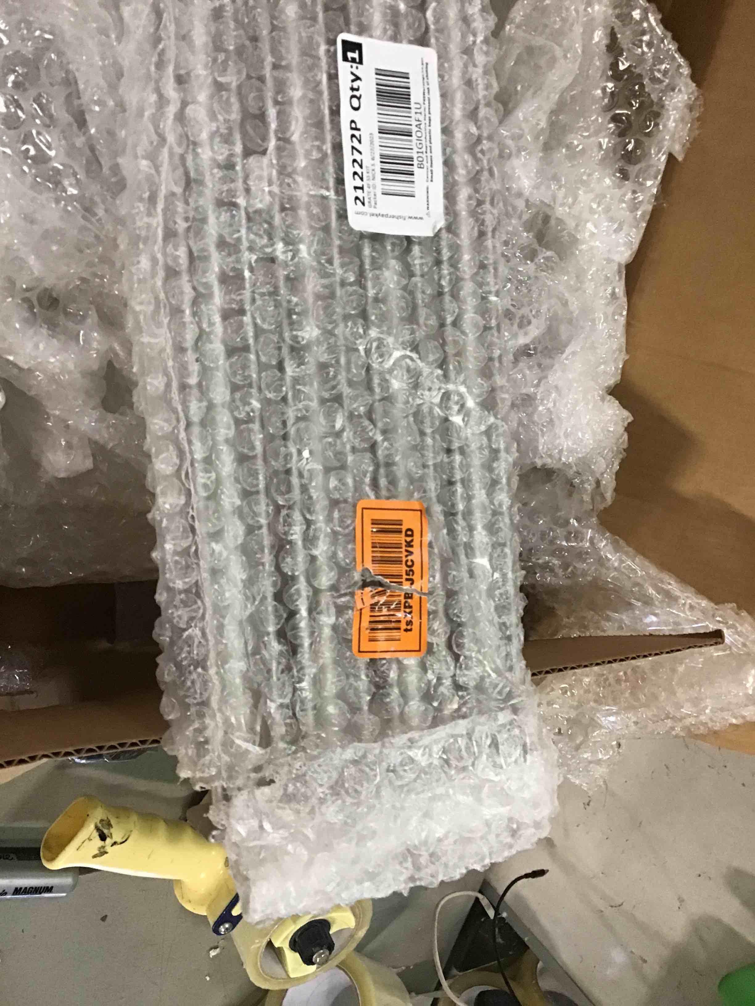https://s3.amazonaws.com/lotting-images-prod/bidfta/YEL6285027_1712418723886.jpeg