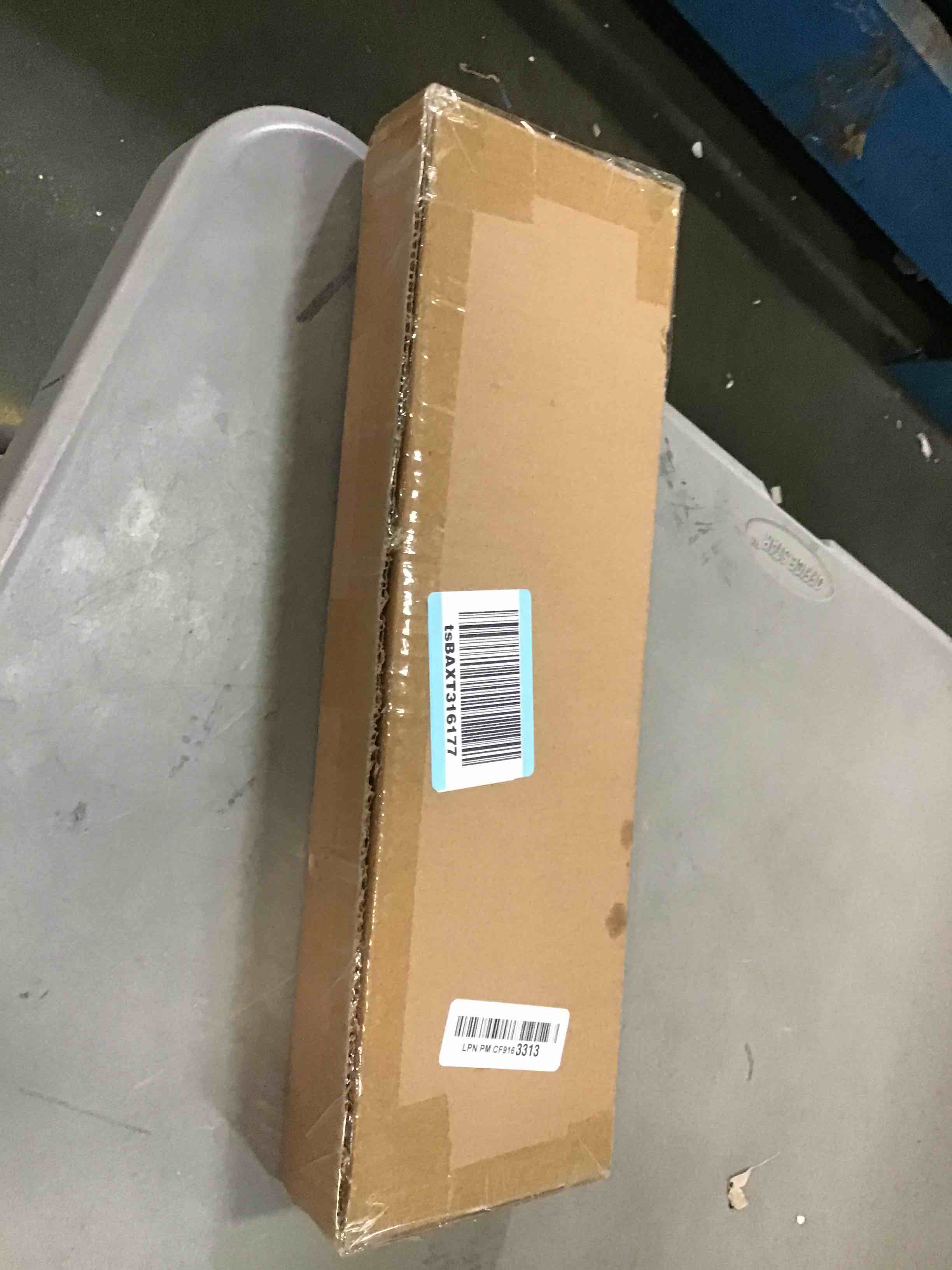 https://s3.amazonaws.com/lotting-images-prod/bidfta/YEL6285080_1712425866595.jpeg