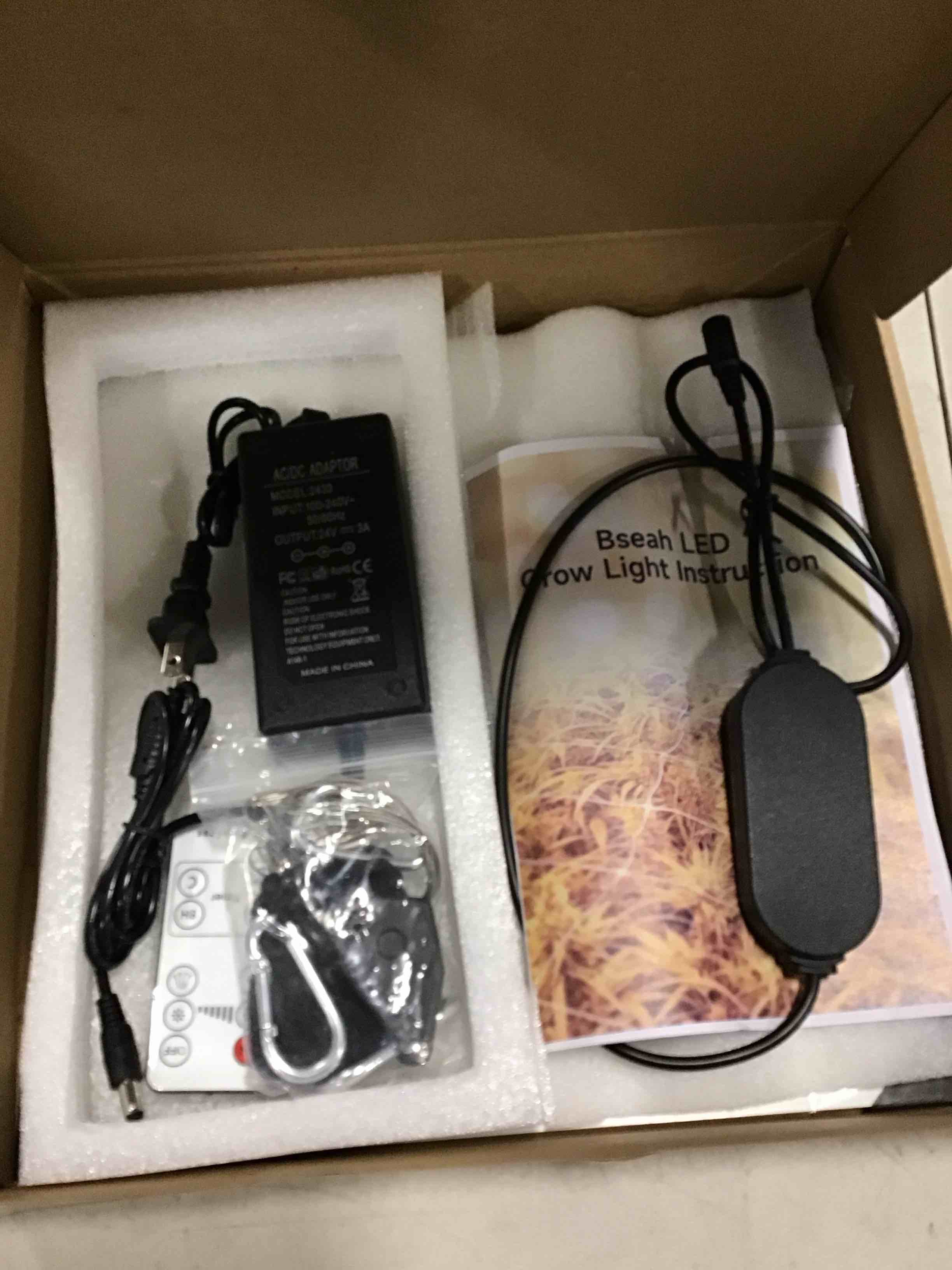 https://s3.amazonaws.com/lotting-images-prod/bidfta/YEL6285697_1712148684932.jpeg