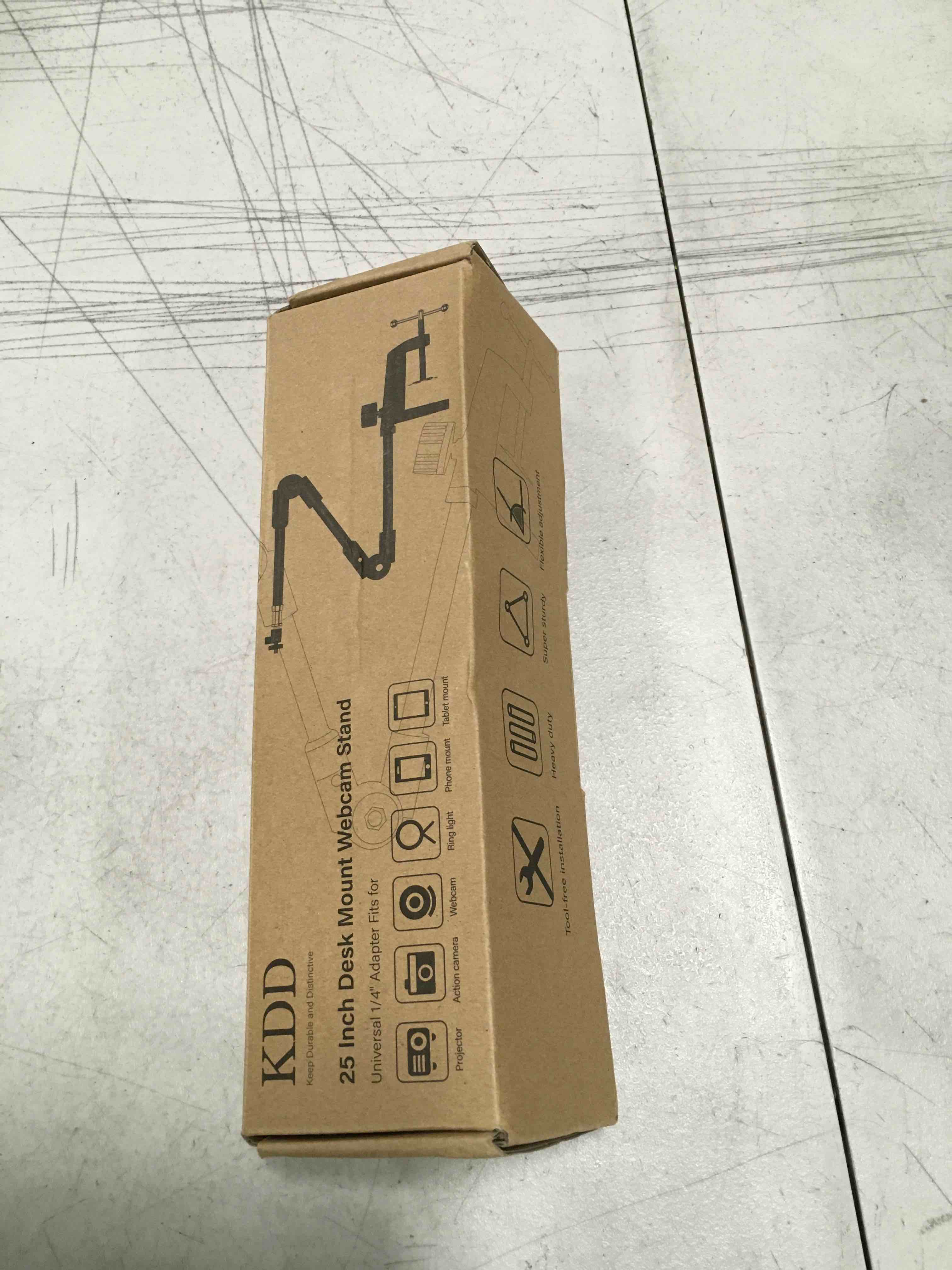 https://s3.amazonaws.com/lotting-images-prod/bidfta/YEL6285970_1712229350809.jpeg
