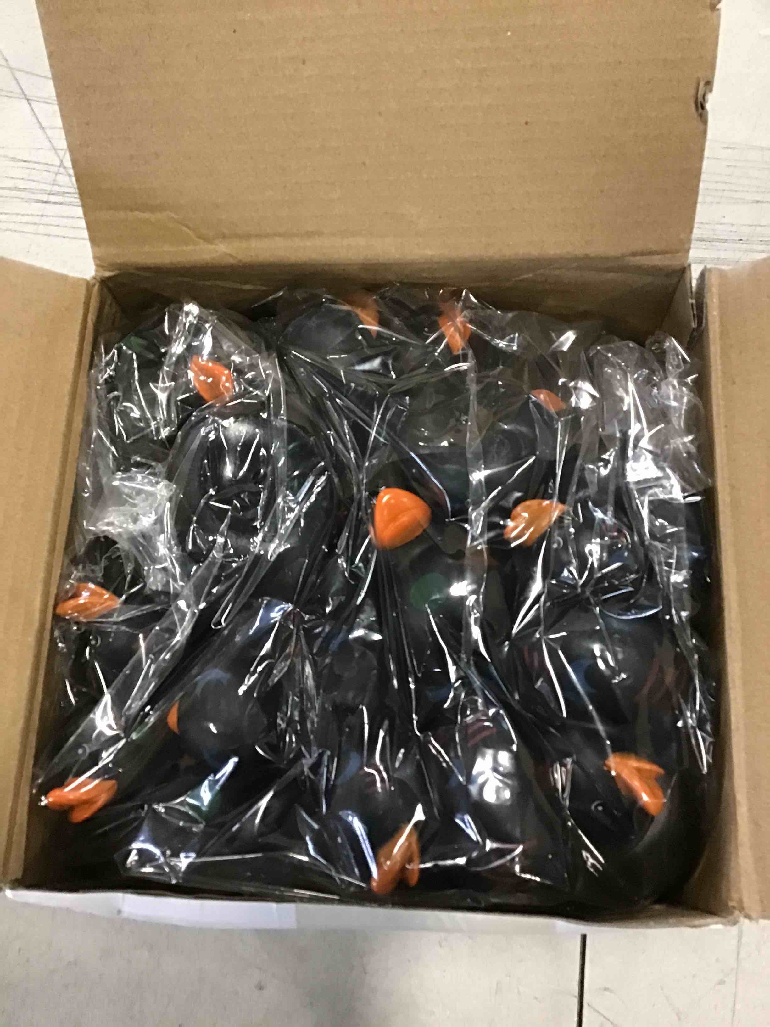 https://s3.amazonaws.com/lotting-images-prod/bidfta/YEL6286376_1712334829957.jpeg