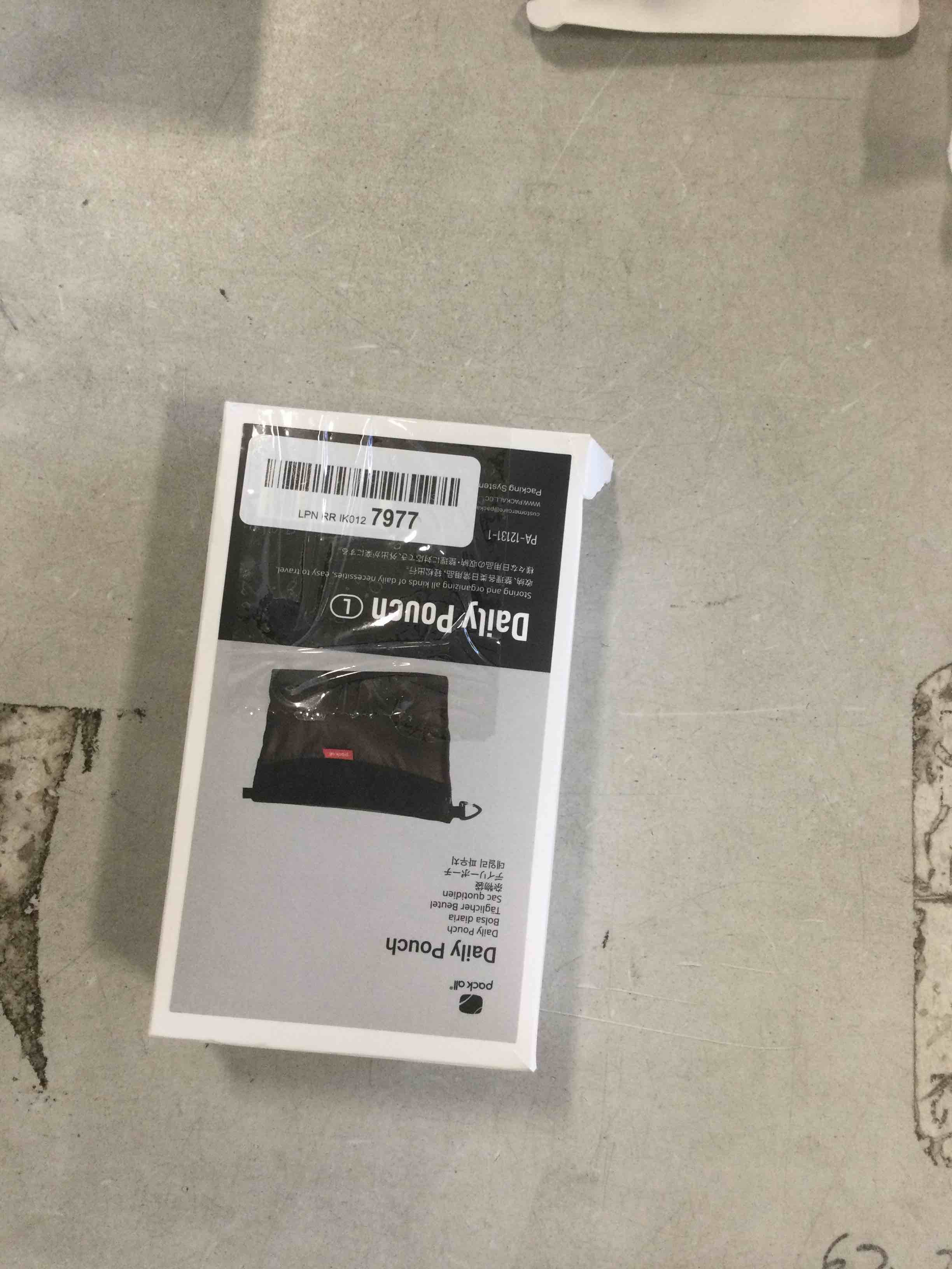 https://s3.amazonaws.com/lotting-images-prod/bidfta/YEL6286918_1712587063956.jpeg
