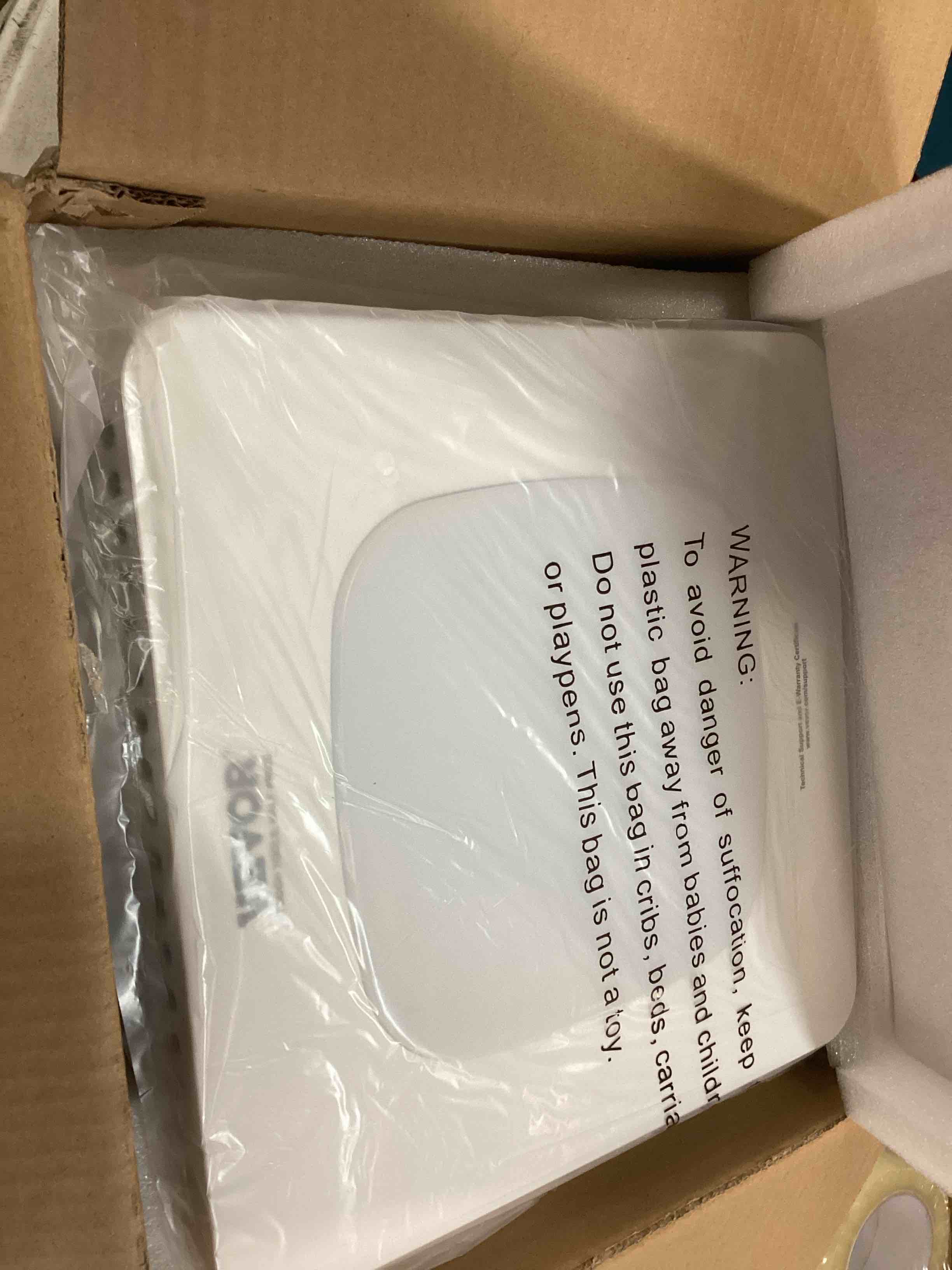 https://s3.amazonaws.com/lotting-images-prod/bidfta/YEL6288246_1712757308202.jpeg