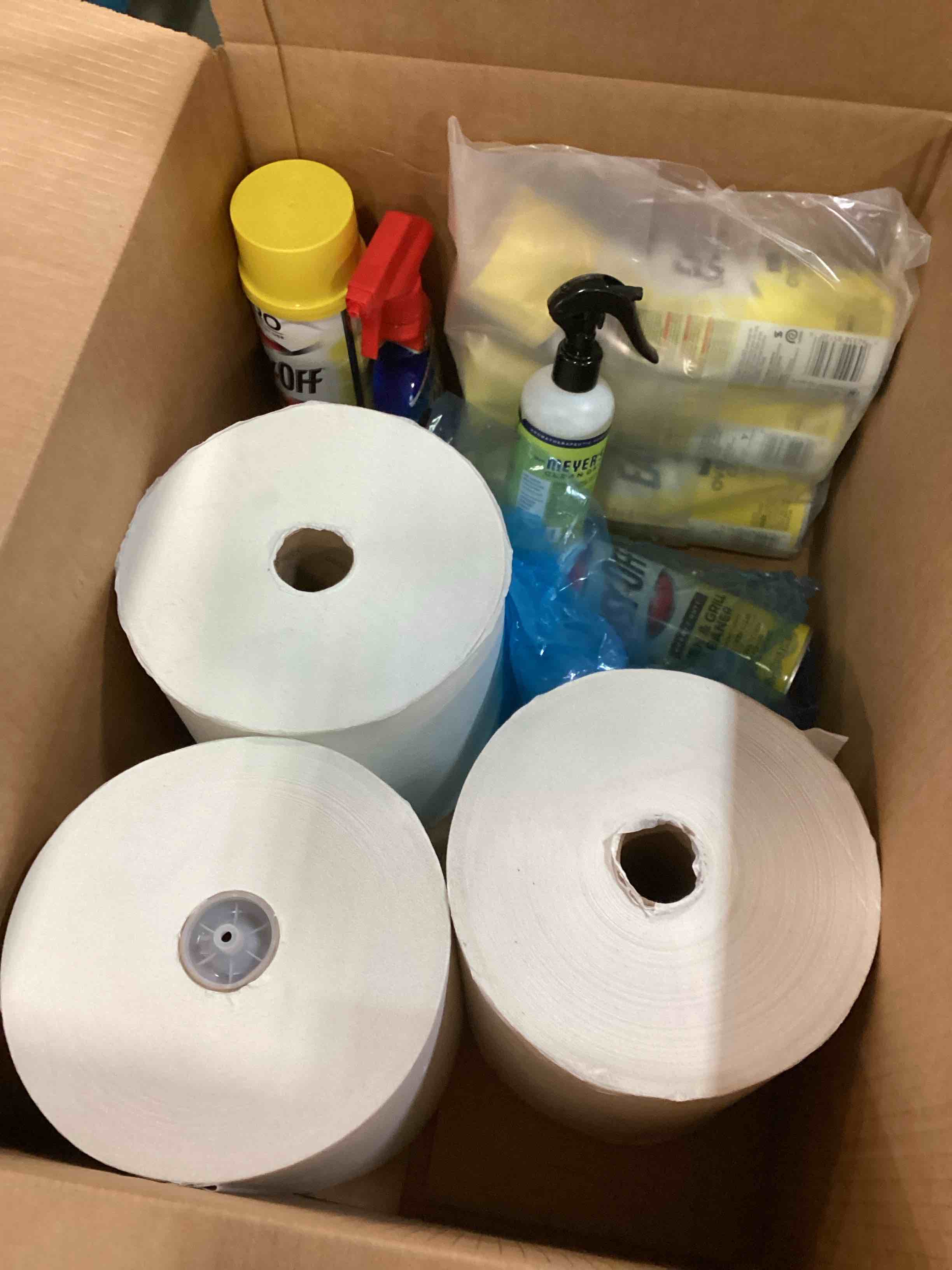 Assorted of variety of products for the maintenance and cleaning of office or home. (expiration date, brands and sizes may vary)