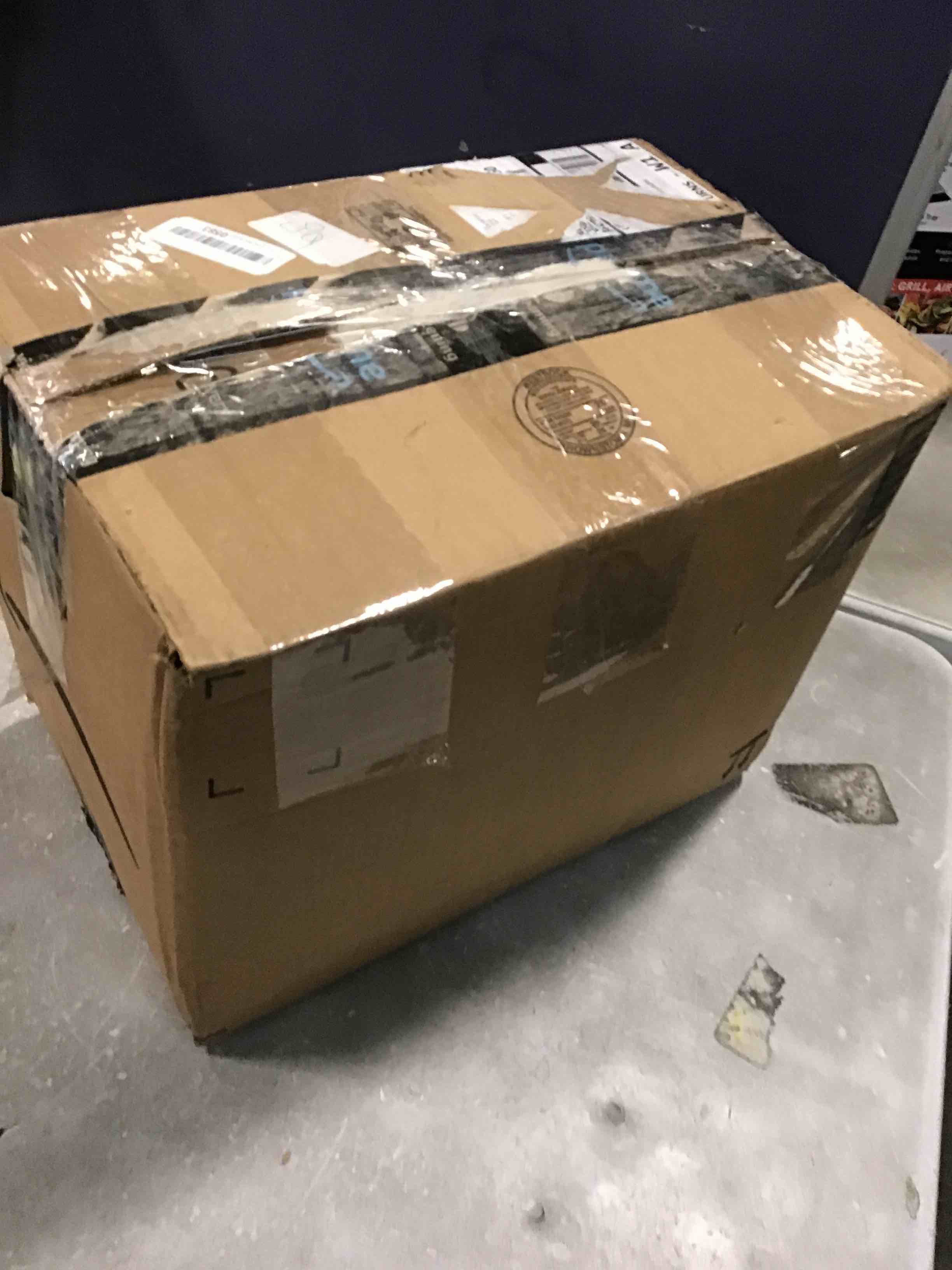 https://s3.amazonaws.com/lotting-images-prod/bidfta/YEL6290660_1712685906703.jpeg