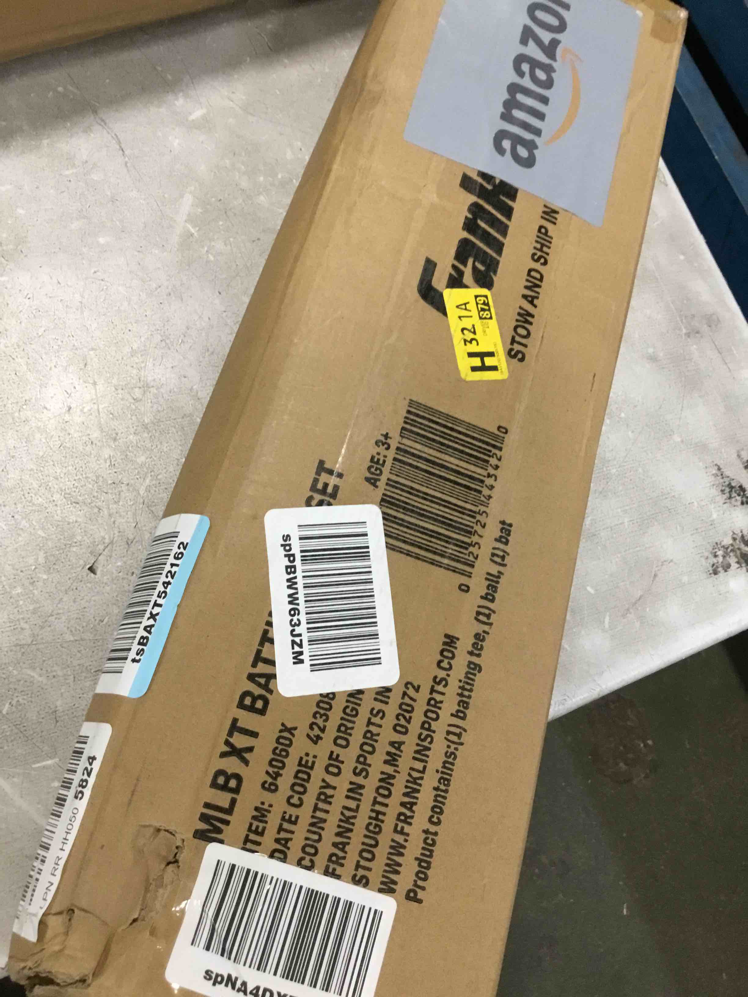 https://s3.amazonaws.com/lotting-images-prod/bidfta/YEL6292494_1712846847984.jpeg