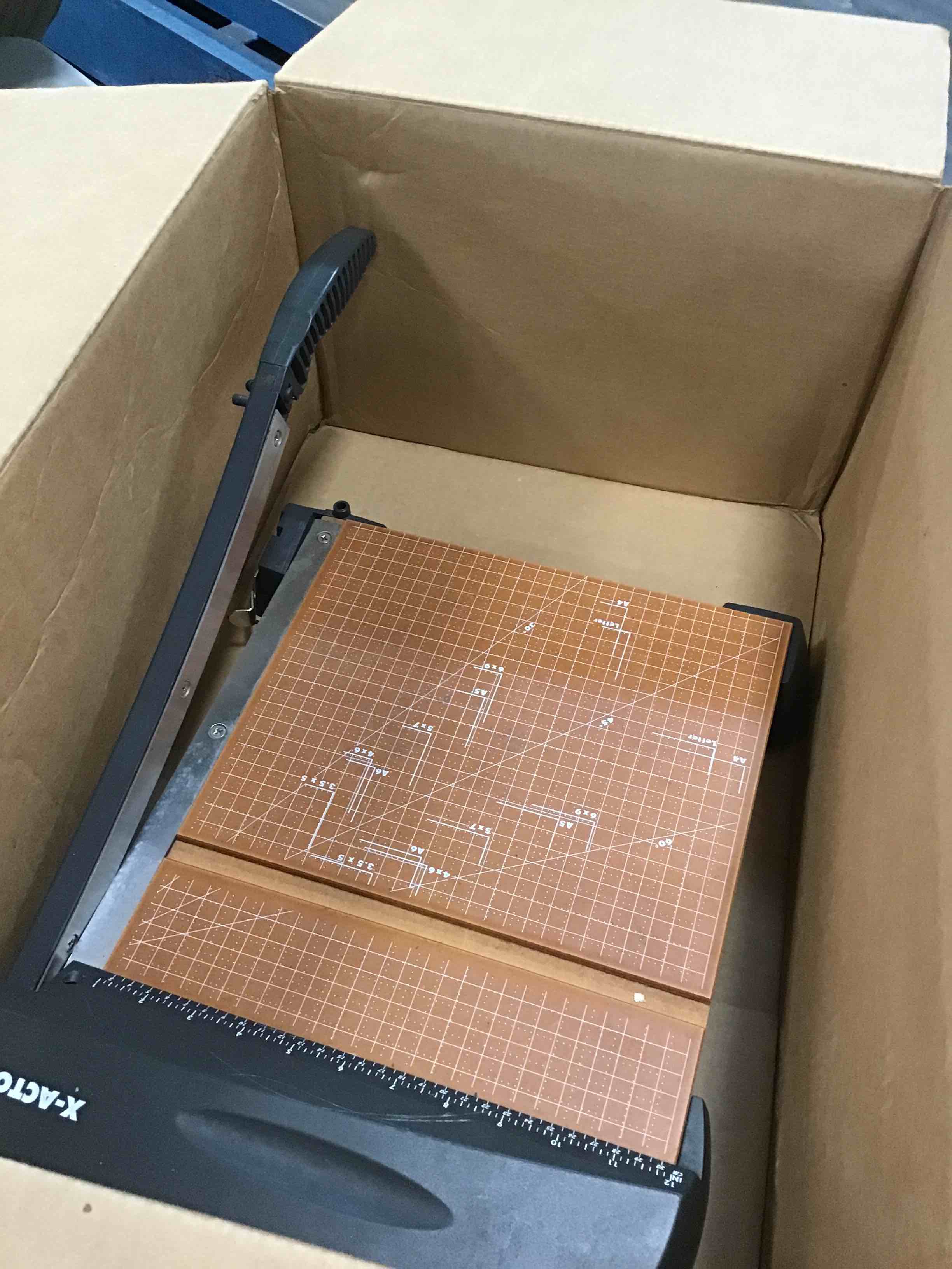 https://s3.amazonaws.com/lotting-images-prod/bidfta/YEL6295266_1720539782173.jpeg