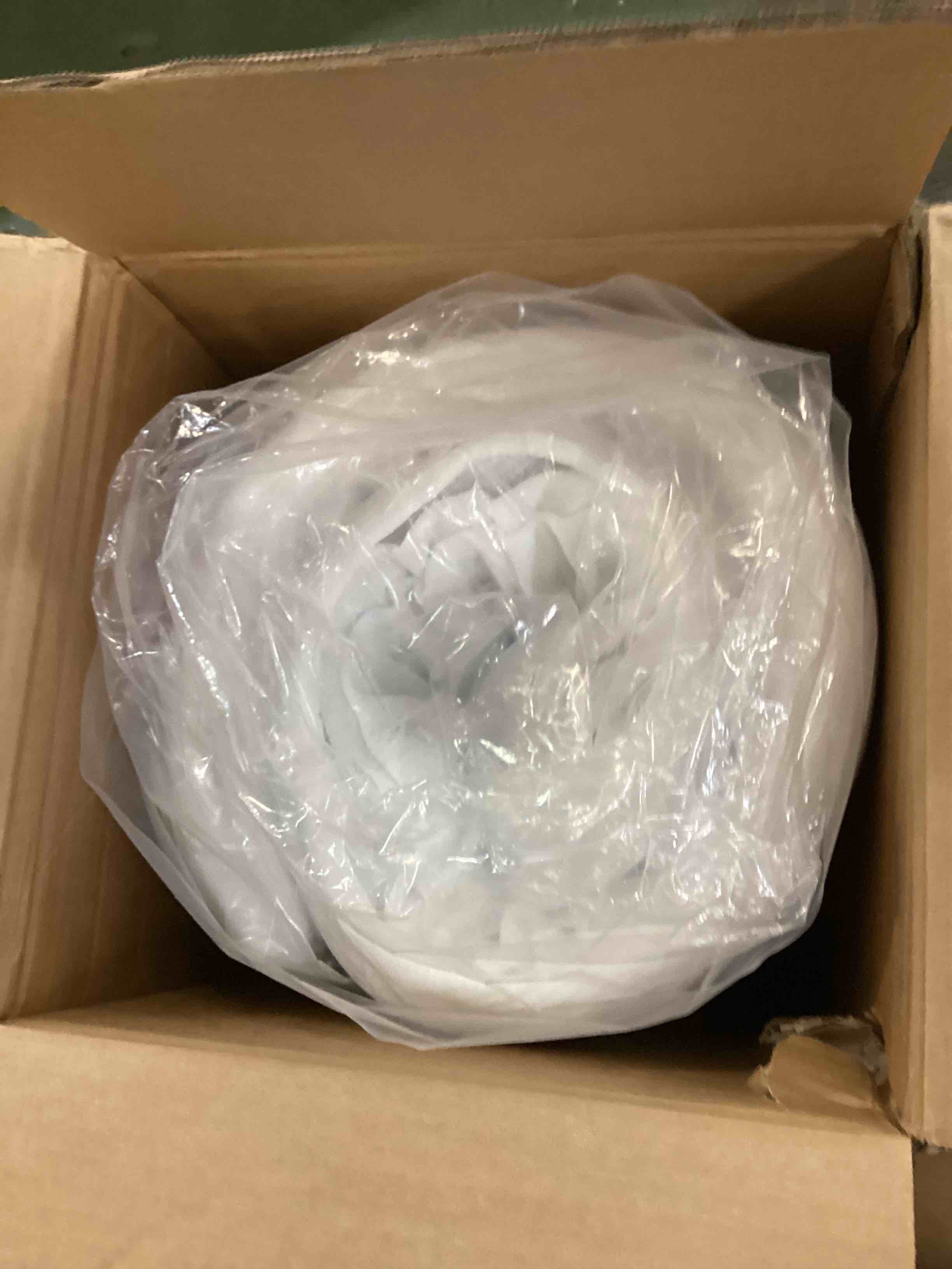 https://s3.amazonaws.com/lotting-images-prod/bidfta/YEL6296057_1712685672484.jpeg
