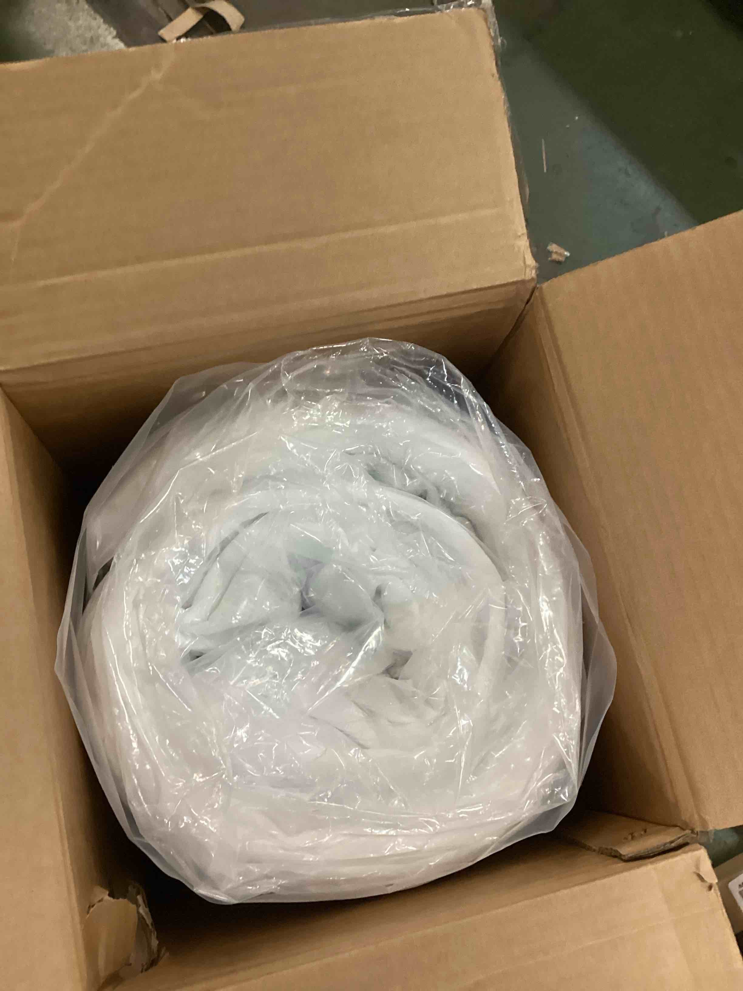 https://s3.amazonaws.com/lotting-images-prod/bidfta/YEL6296057_1712685840974.jpeg