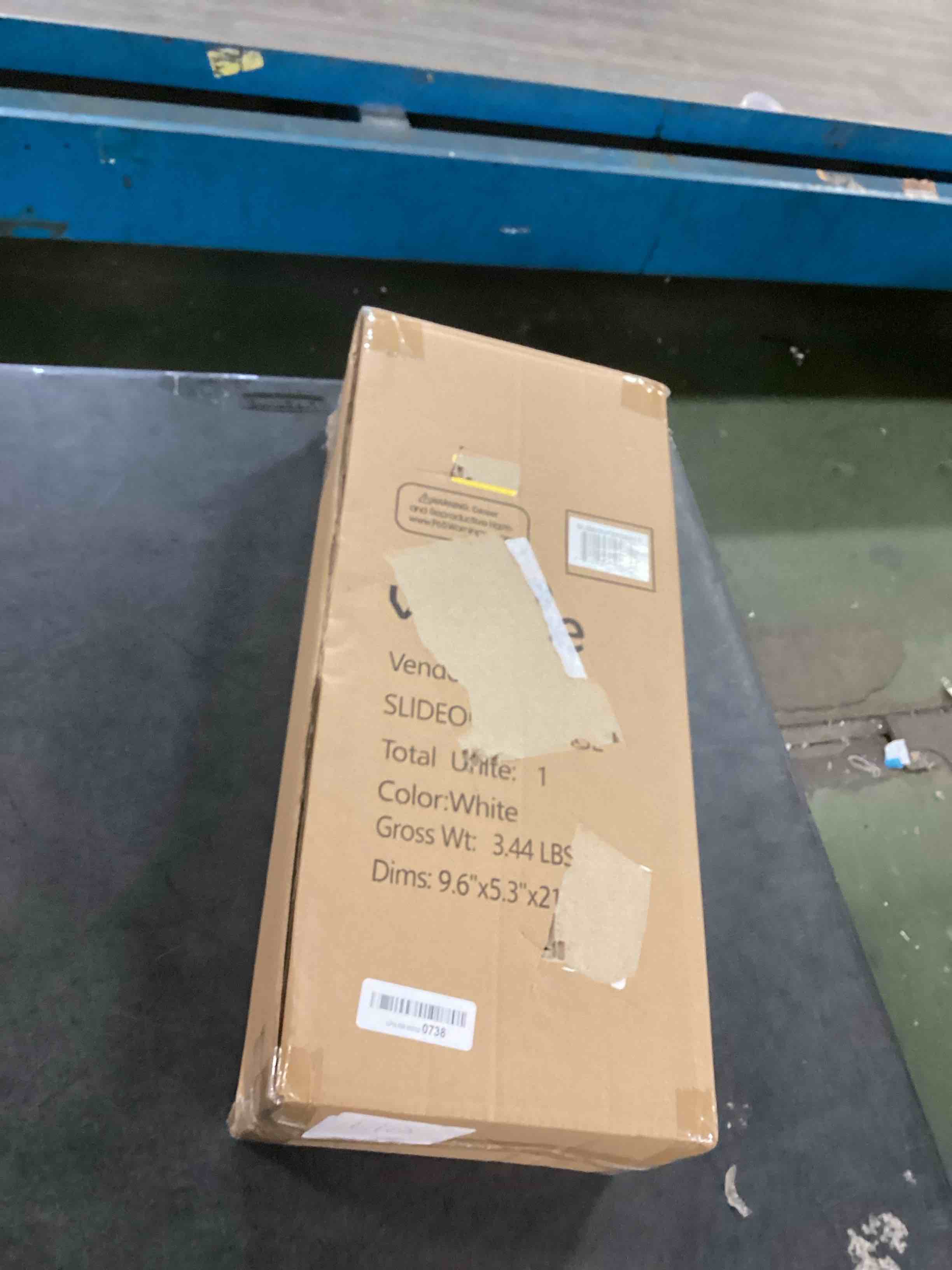 https://s3.amazonaws.com/lotting-images-prod/bidfta/YEL6296325_1712856798924.jpeg