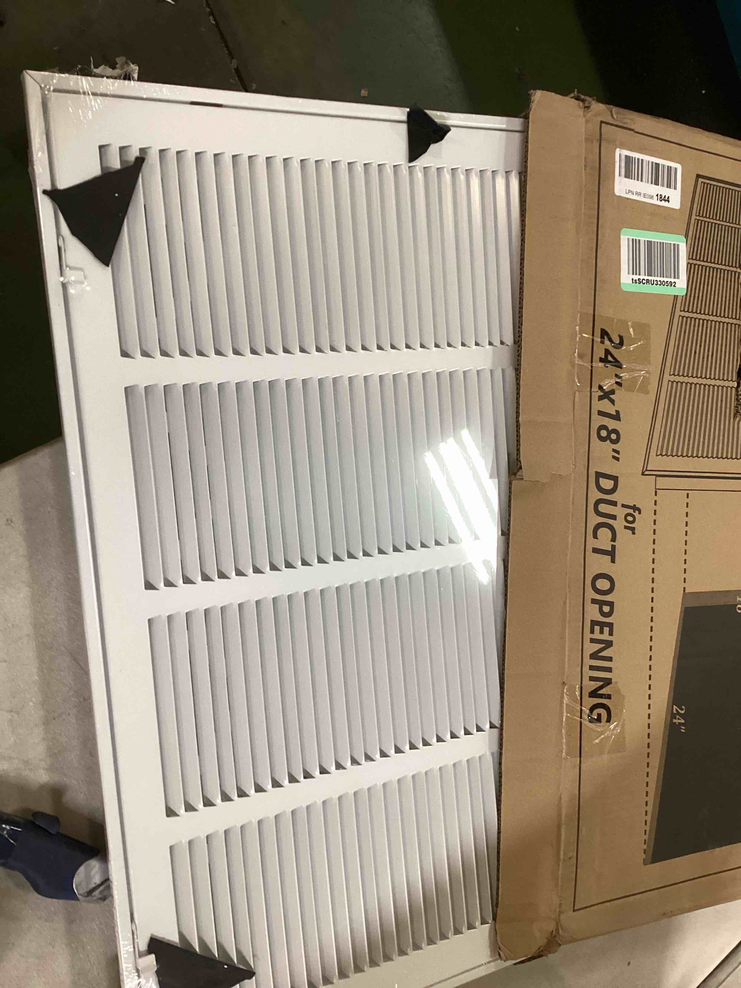 https://s3.amazonaws.com/lotting-images-prod/bidfta/YEL6296664_1713205787430.jpeg