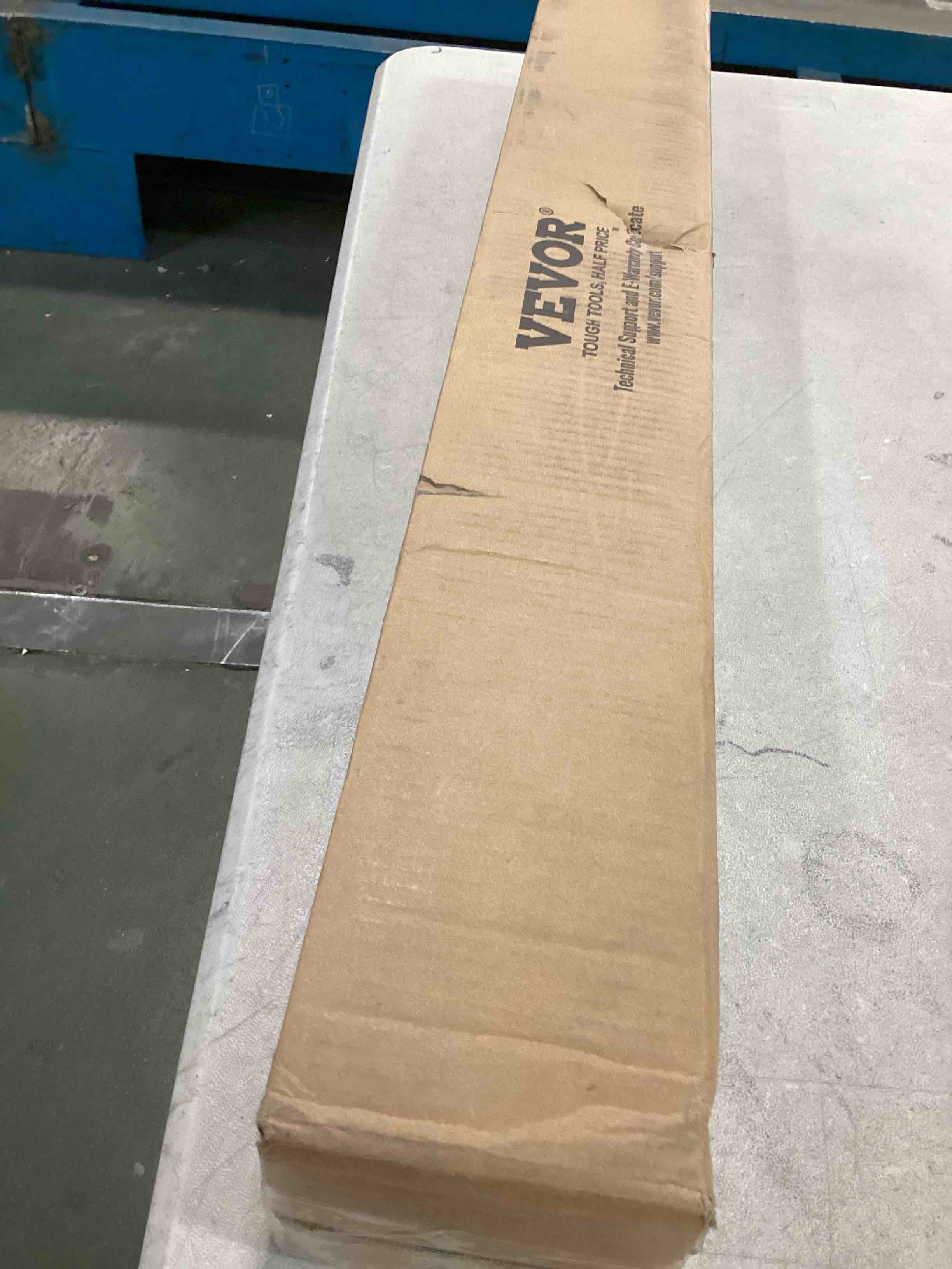 https://s3.amazonaws.com/lotting-images-prod/bidfta/YEL6296751_1713280181430.jpeg