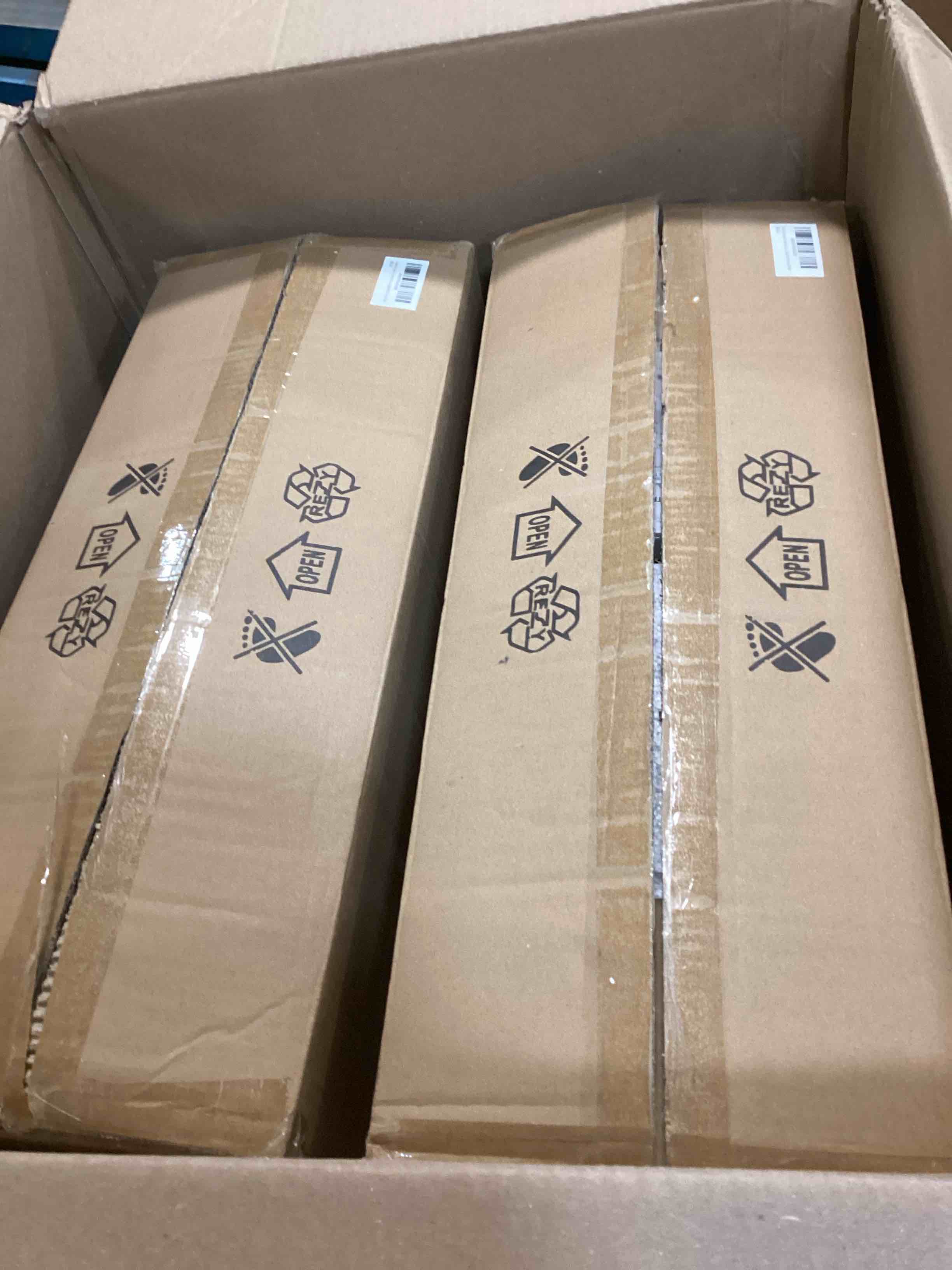 https://s3.amazonaws.com/lotting-images-prod/bidfta/YEL6296853_1713356784755.jpeg