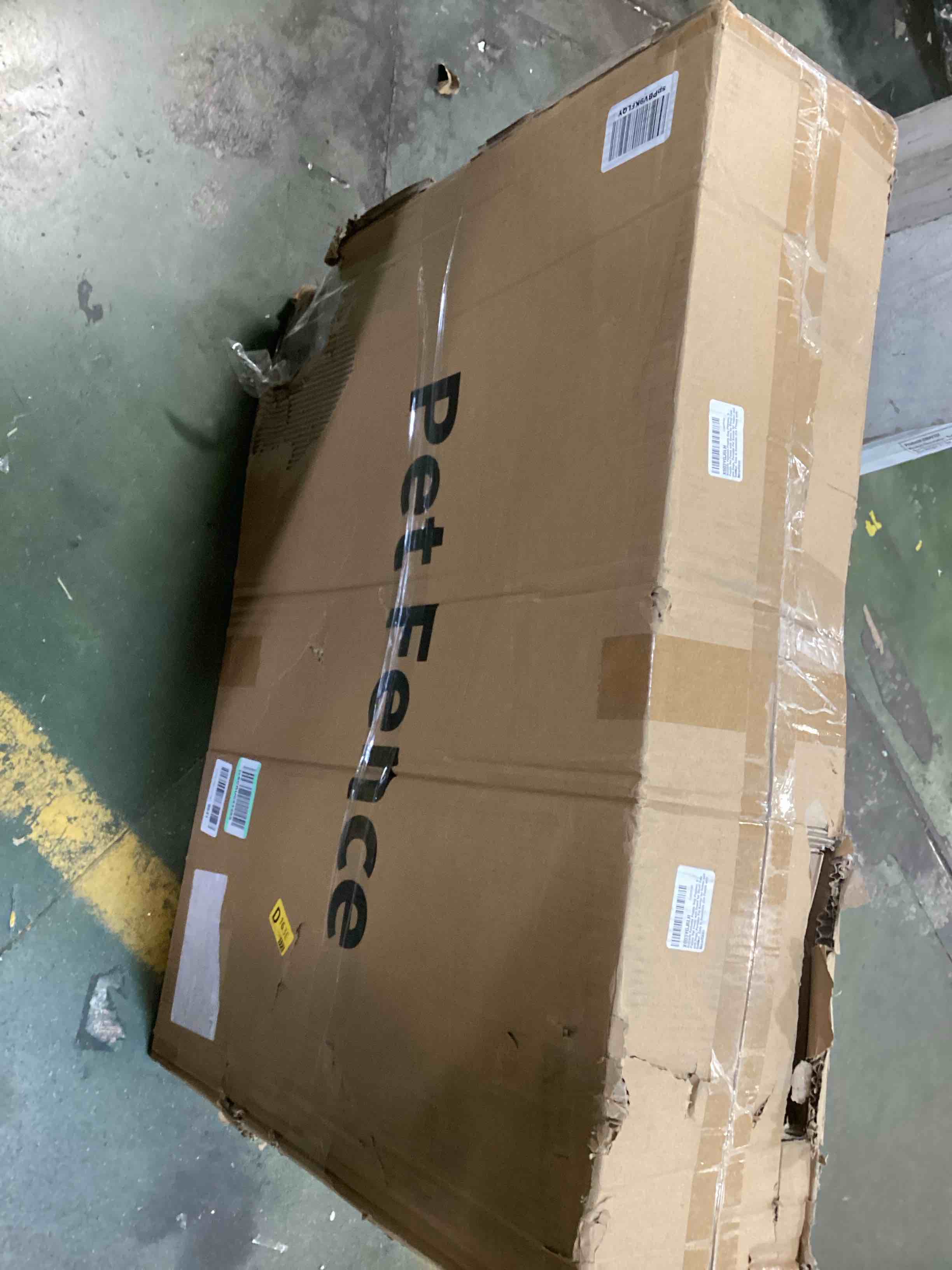 https://s3.amazonaws.com/lotting-images-prod/bidfta/YEL6296988_1713382100896.jpeg