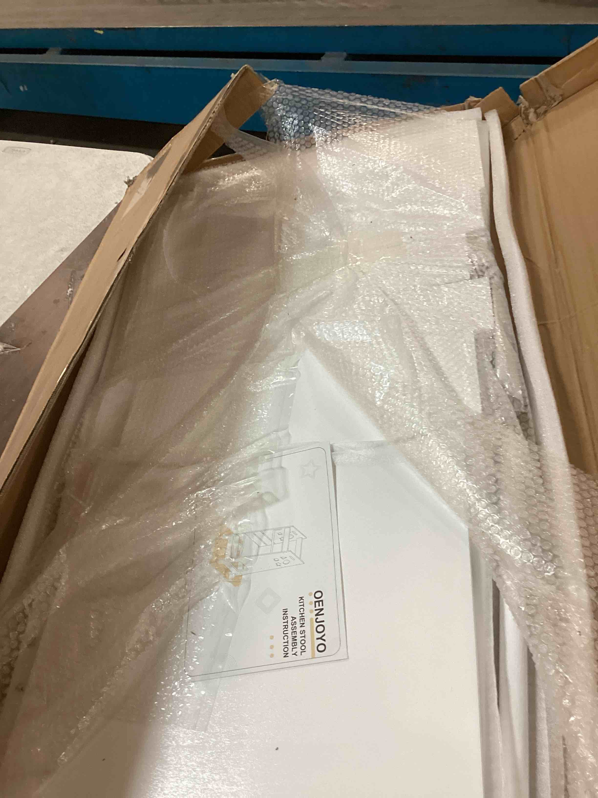 https://s3.amazonaws.com/lotting-images-prod/bidfta/YEL6297202_1713539748449.jpeg