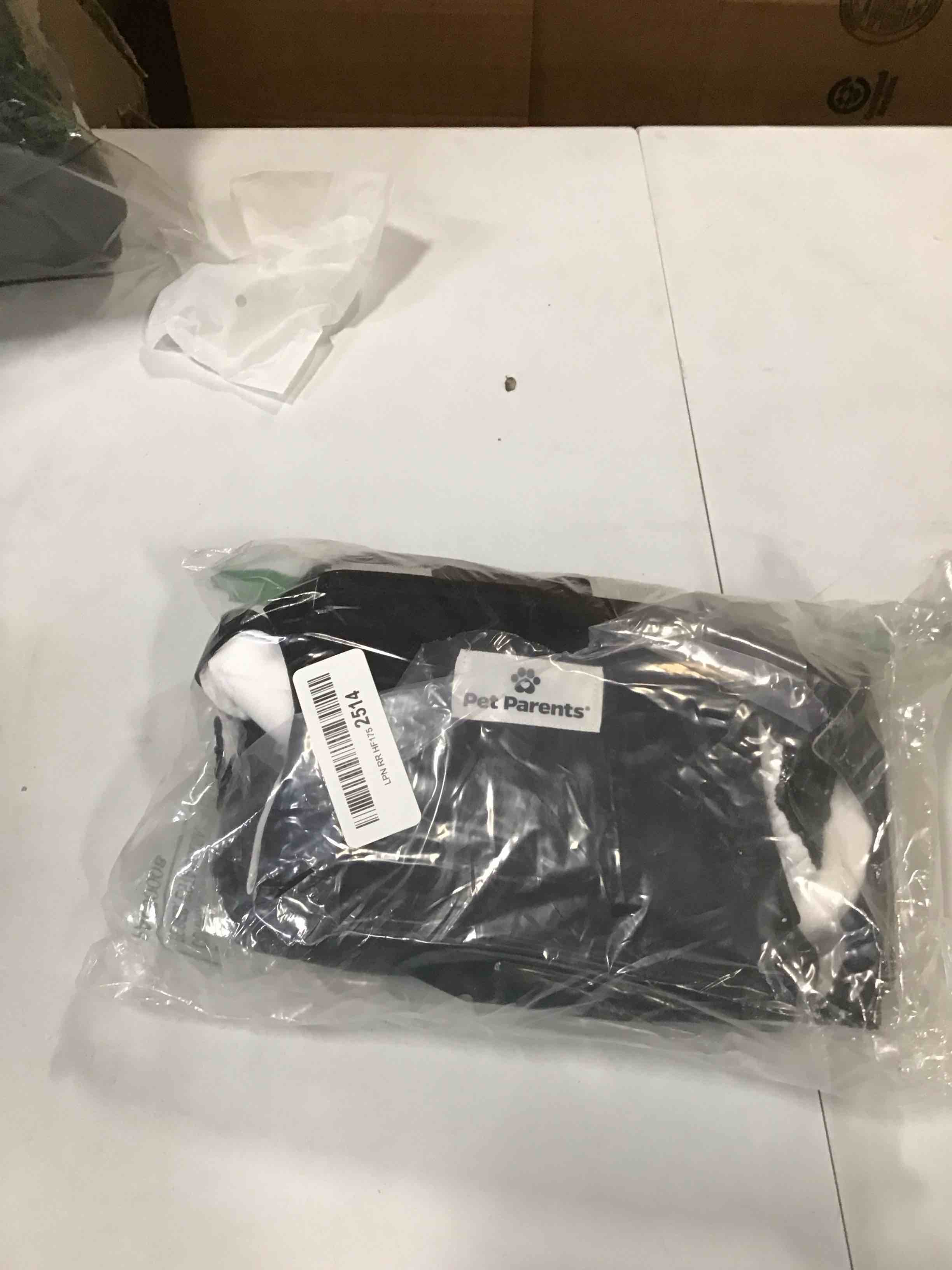https://s3.amazonaws.com/lotting-images-prod/bidfta/YEL6298725_1714404626510.jpeg