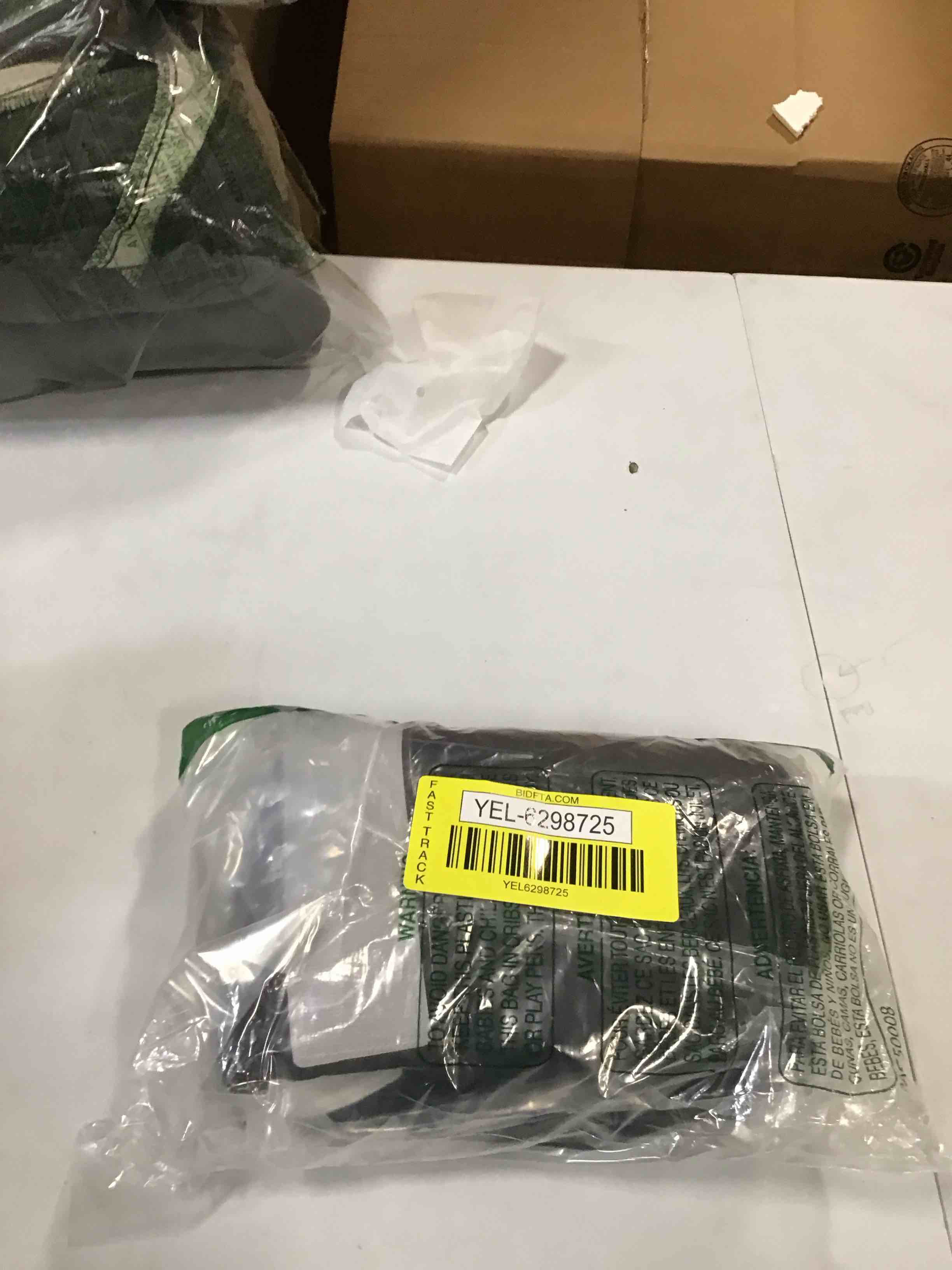https://s3.amazonaws.com/lotting-images-prod/bidfta/YEL6298725_1714404632021.jpeg