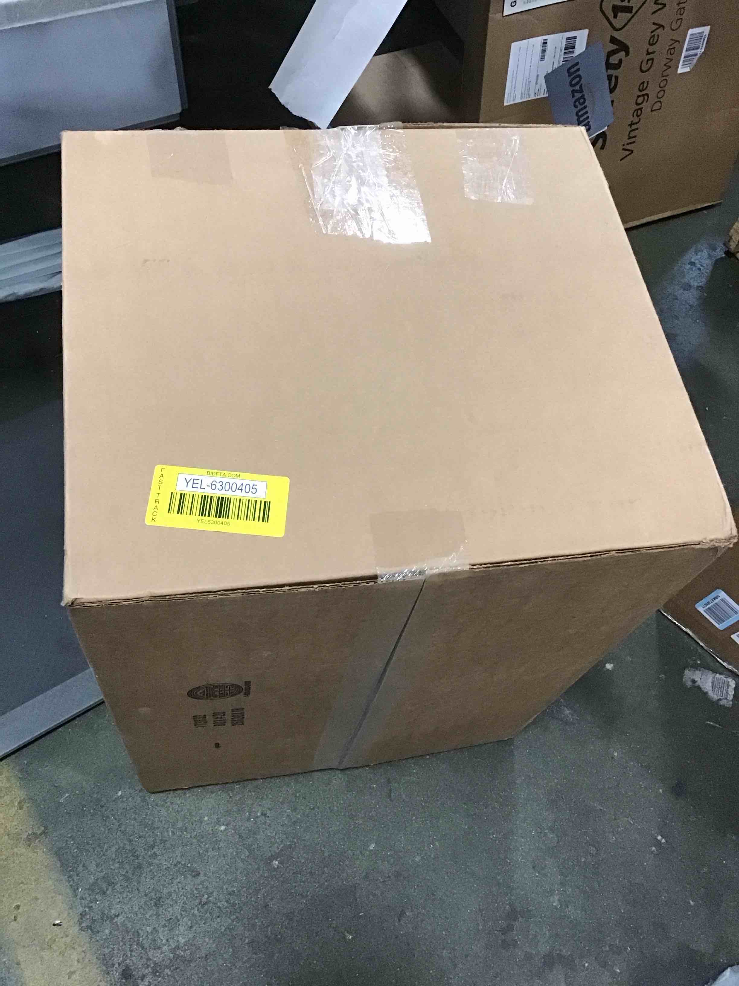 https://s3.amazonaws.com/lotting-images-prod/bidfta/YEL6300405_1713362156515.jpeg
