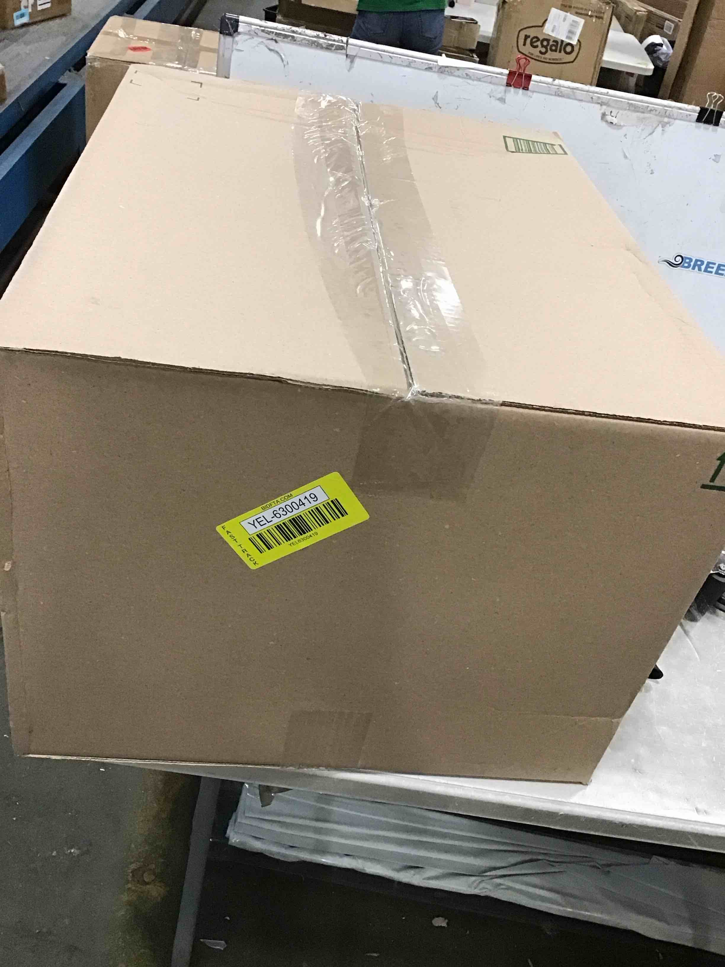 https://s3.amazonaws.com/lotting-images-prod/bidfta/YEL6300419_1713365087501.jpeg