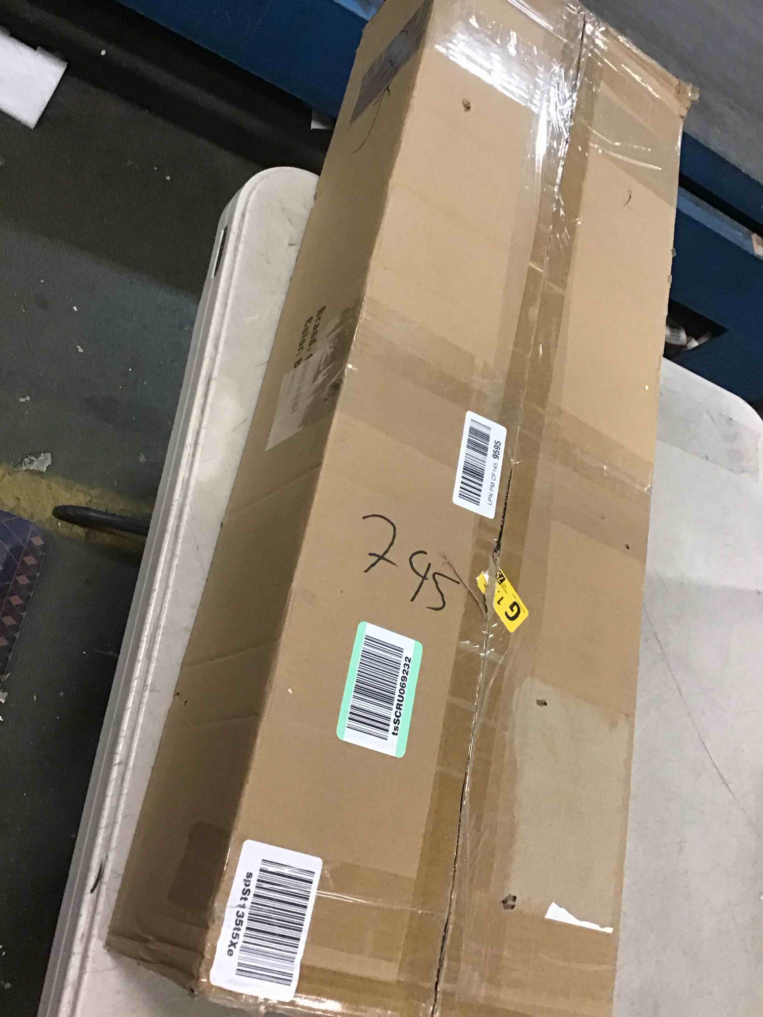 https://s3.amazonaws.com/lotting-images-prod/bidfta/YEL6300776_1712678037840.jpeg