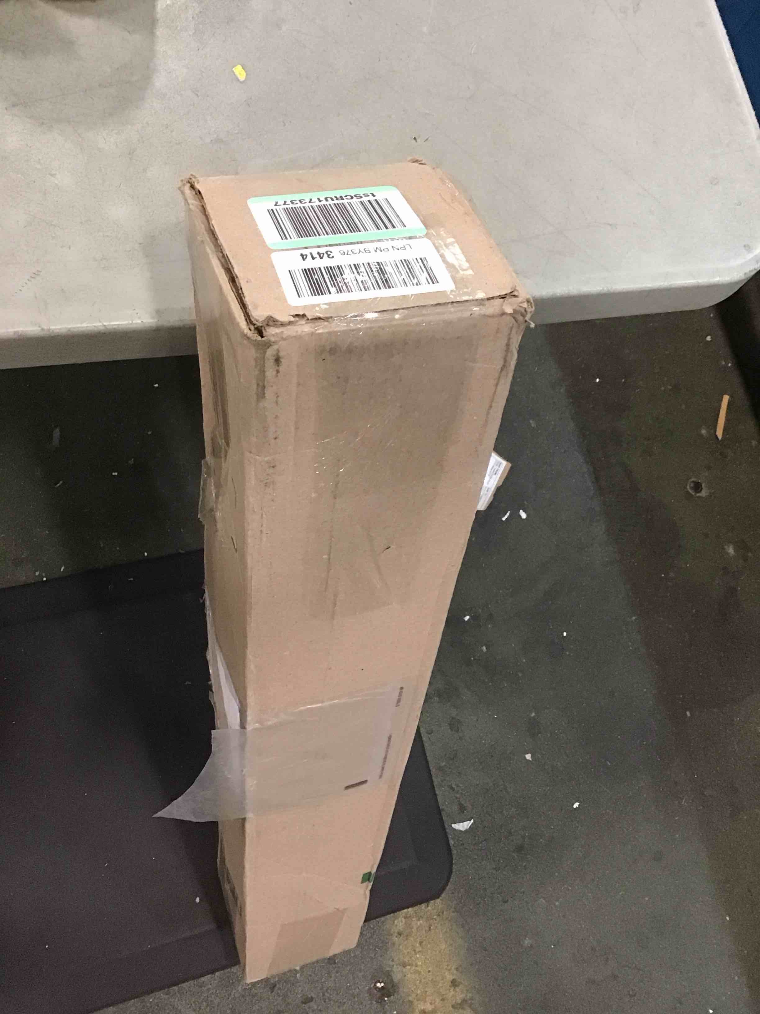 https://s3.amazonaws.com/lotting-images-prod/bidfta/YEL6301003_1712755680823.jpeg