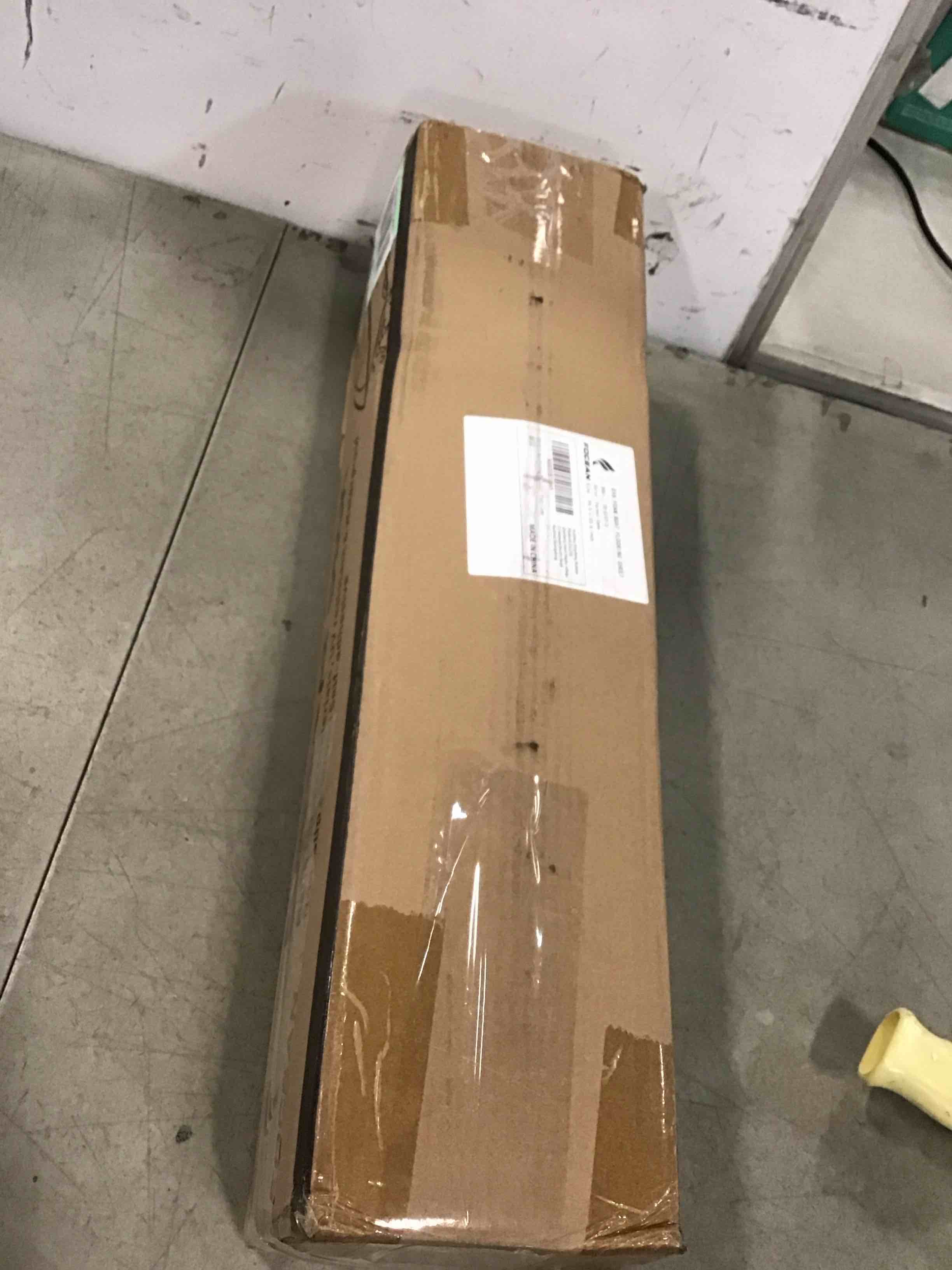https://s3.amazonaws.com/lotting-images-prod/bidfta/YEL6301009_1712756884392.jpeg