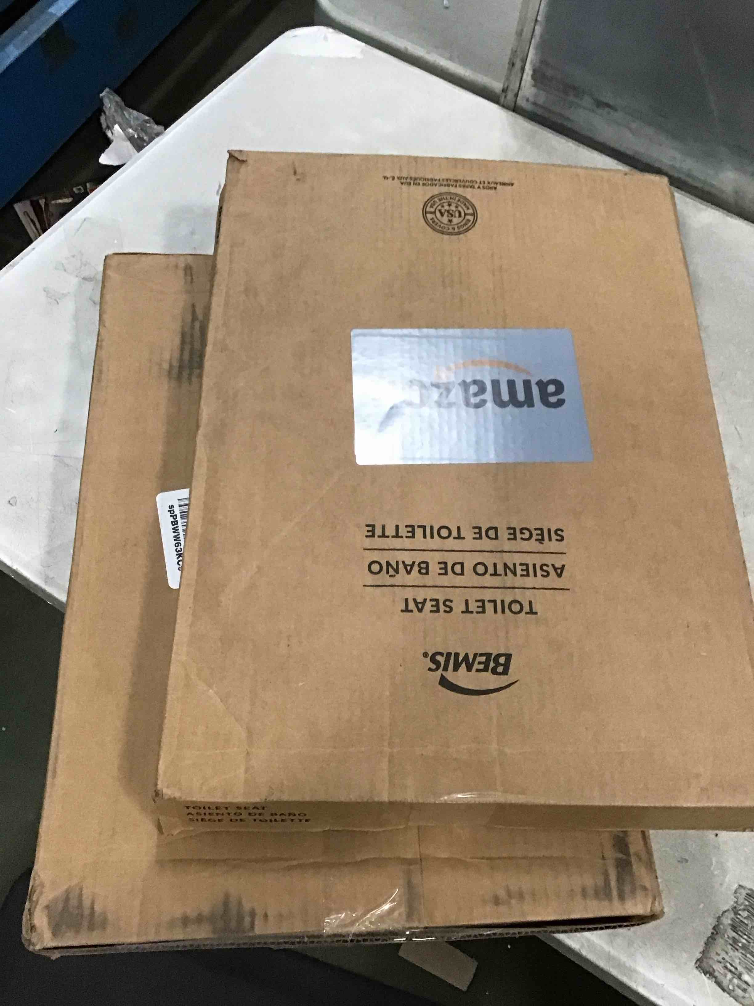 https://s3.amazonaws.com/lotting-images-prod/bidfta/YEL6301295_1712845708647.jpeg
