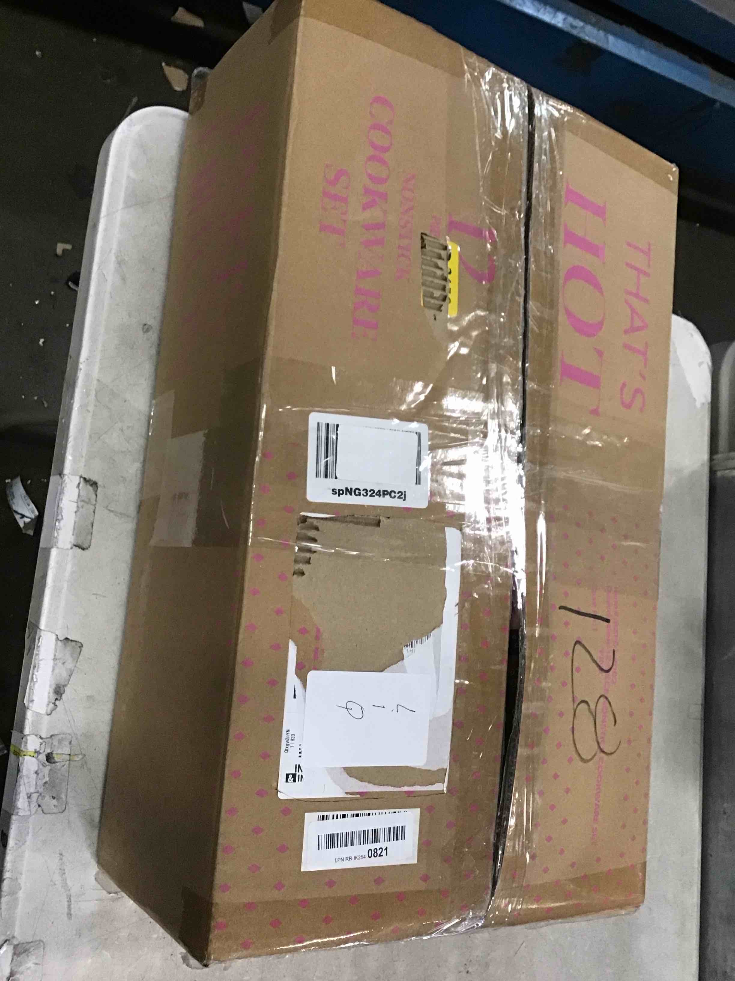 https://s3.amazonaws.com/lotting-images-prod/bidfta/YEL6301395_1712858544515.jpeg