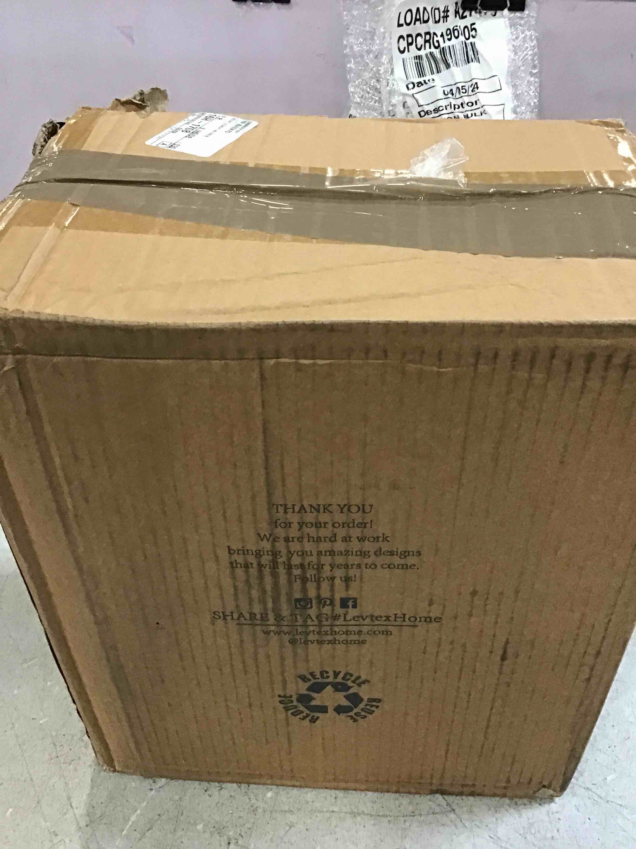 https://s3.amazonaws.com/lotting-images-prod/bidfta/YEL6302130_1712592992878.jpeg