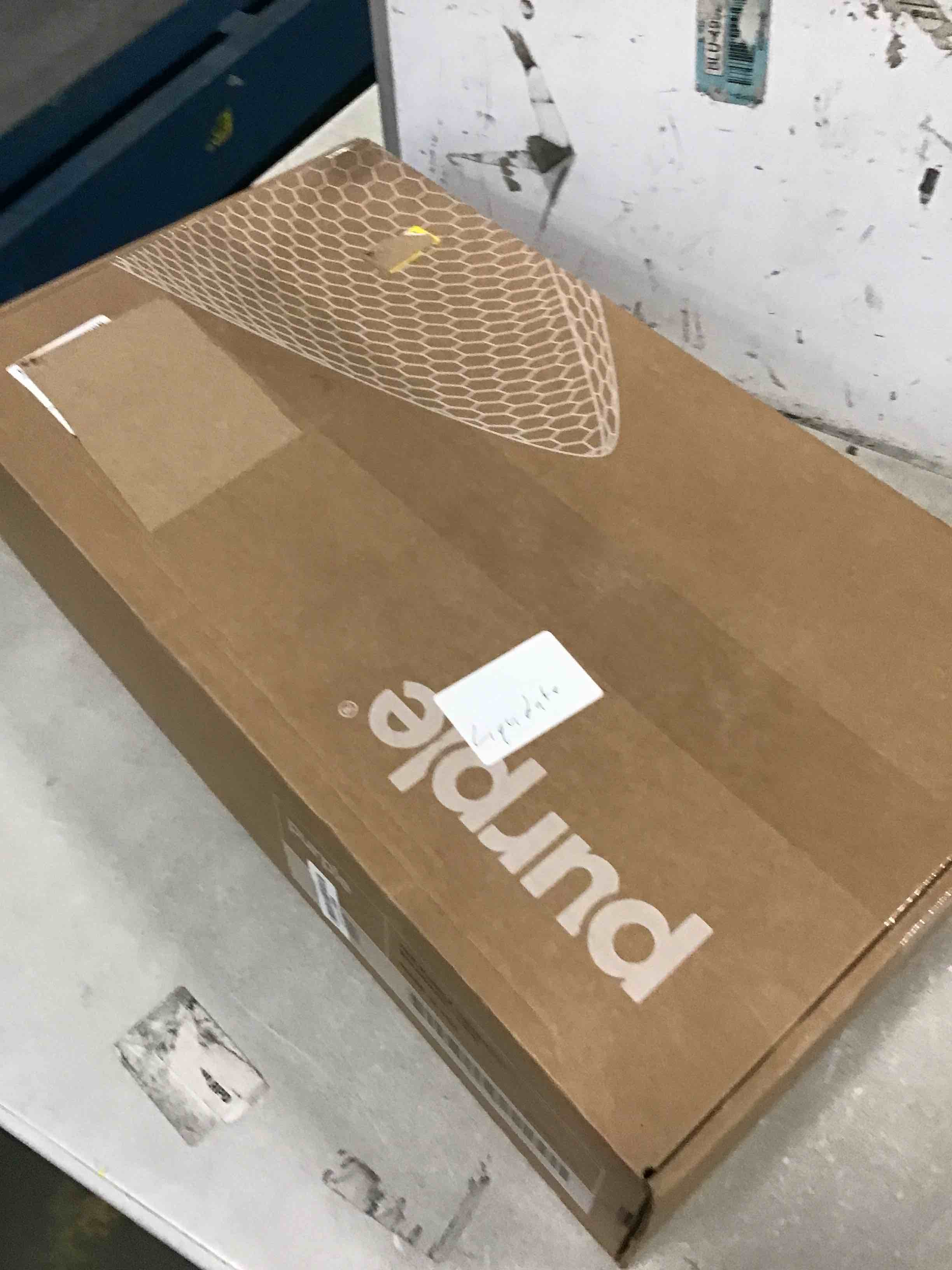 https://s3.amazonaws.com/lotting-images-prod/bidfta/YEL6303078_1712930209458.jpeg